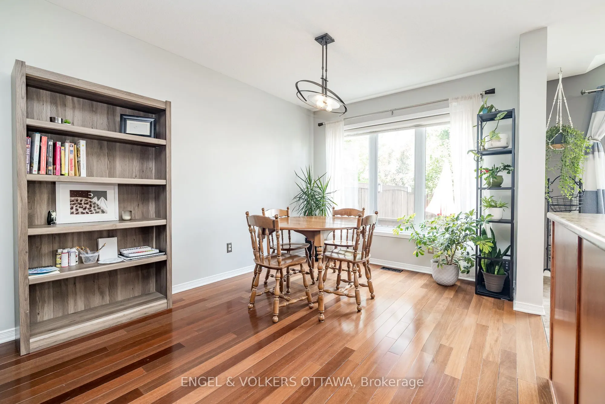 415 Citadel Crescent