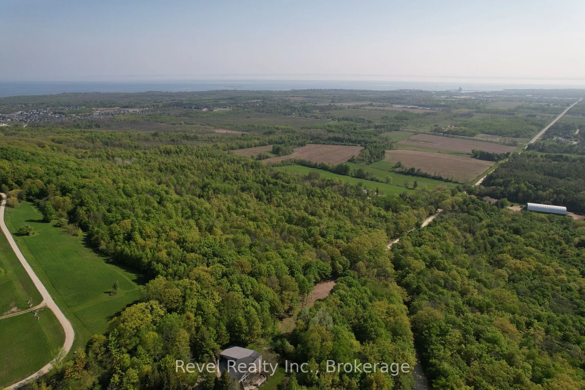 609669 12TH Side Road