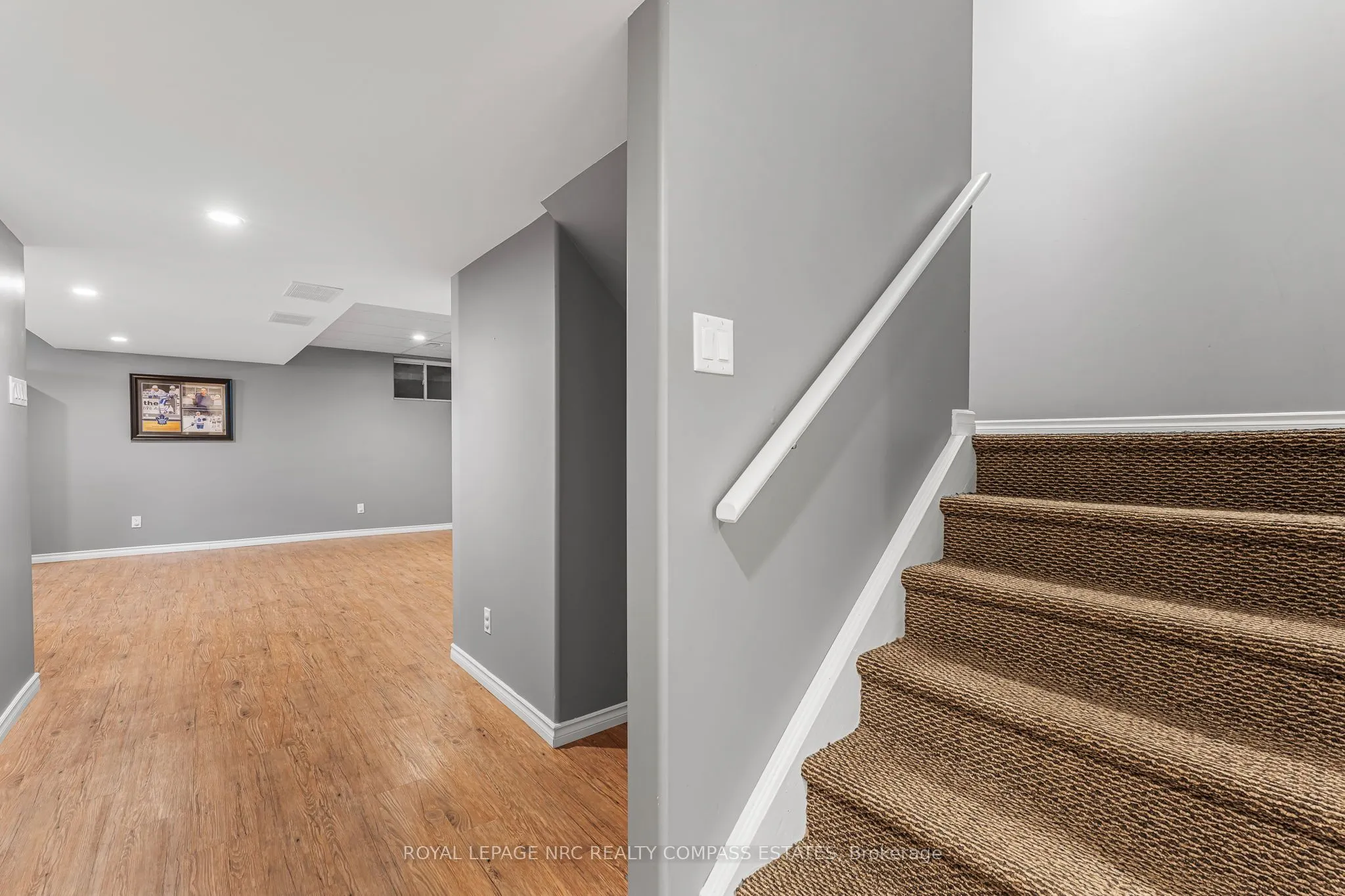 41 Broadway Avenue, #4