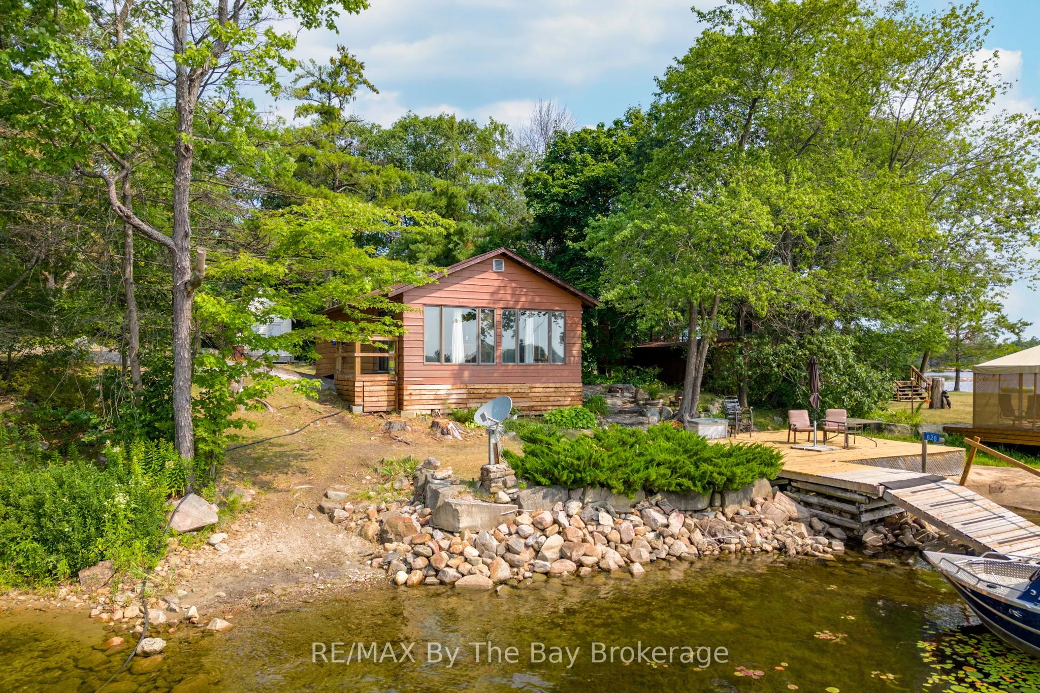 828 Is 630, Honey Harbour