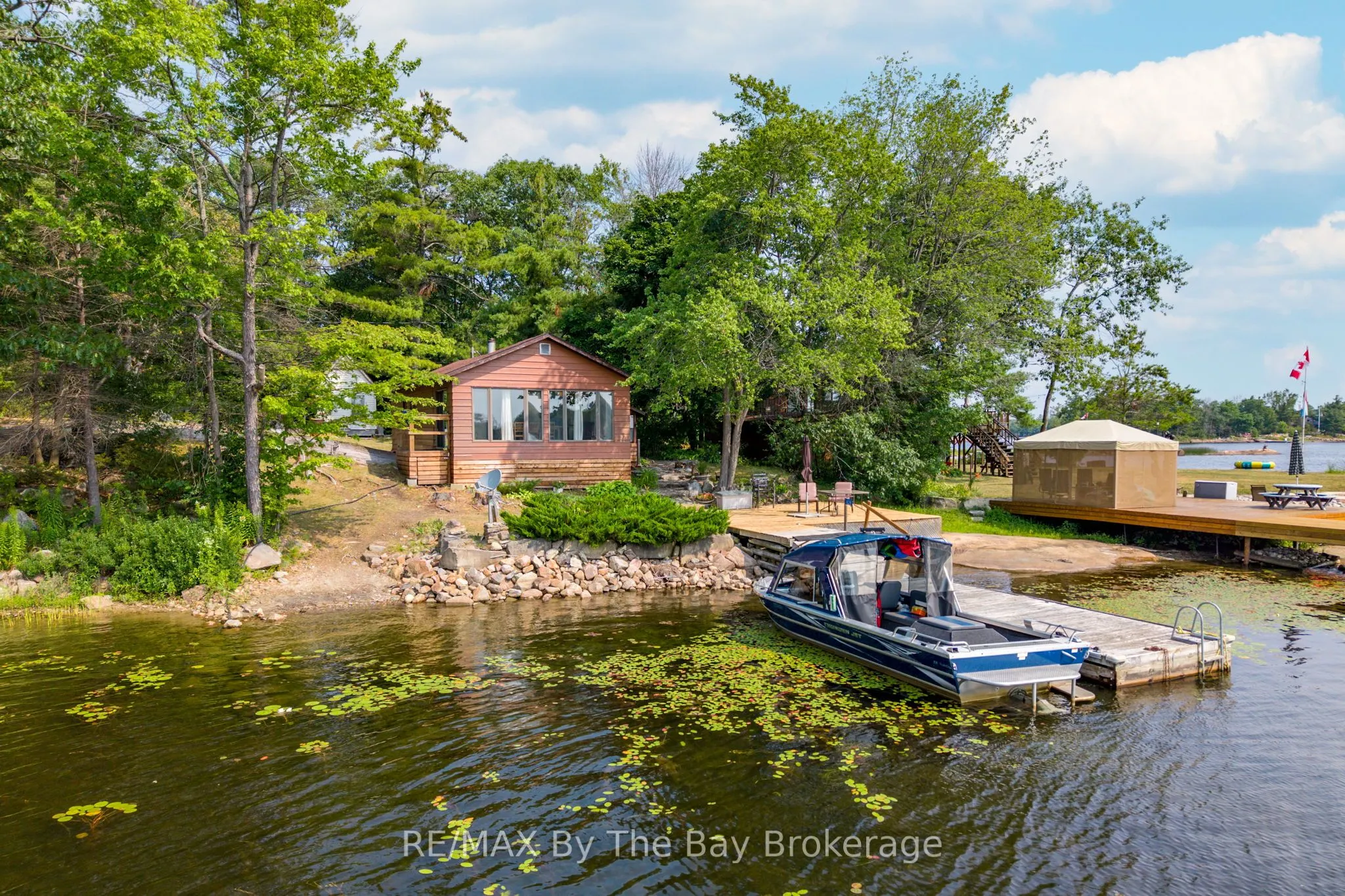 828 Is 630, Honey Harbour