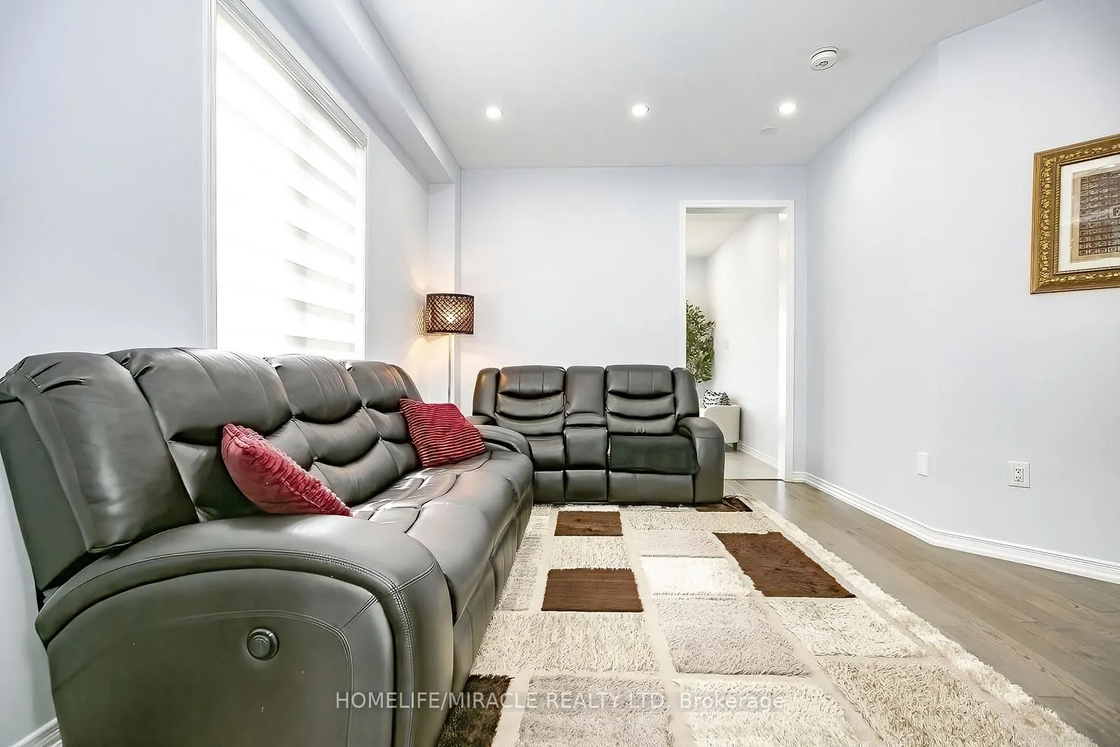 154 Munro Circle