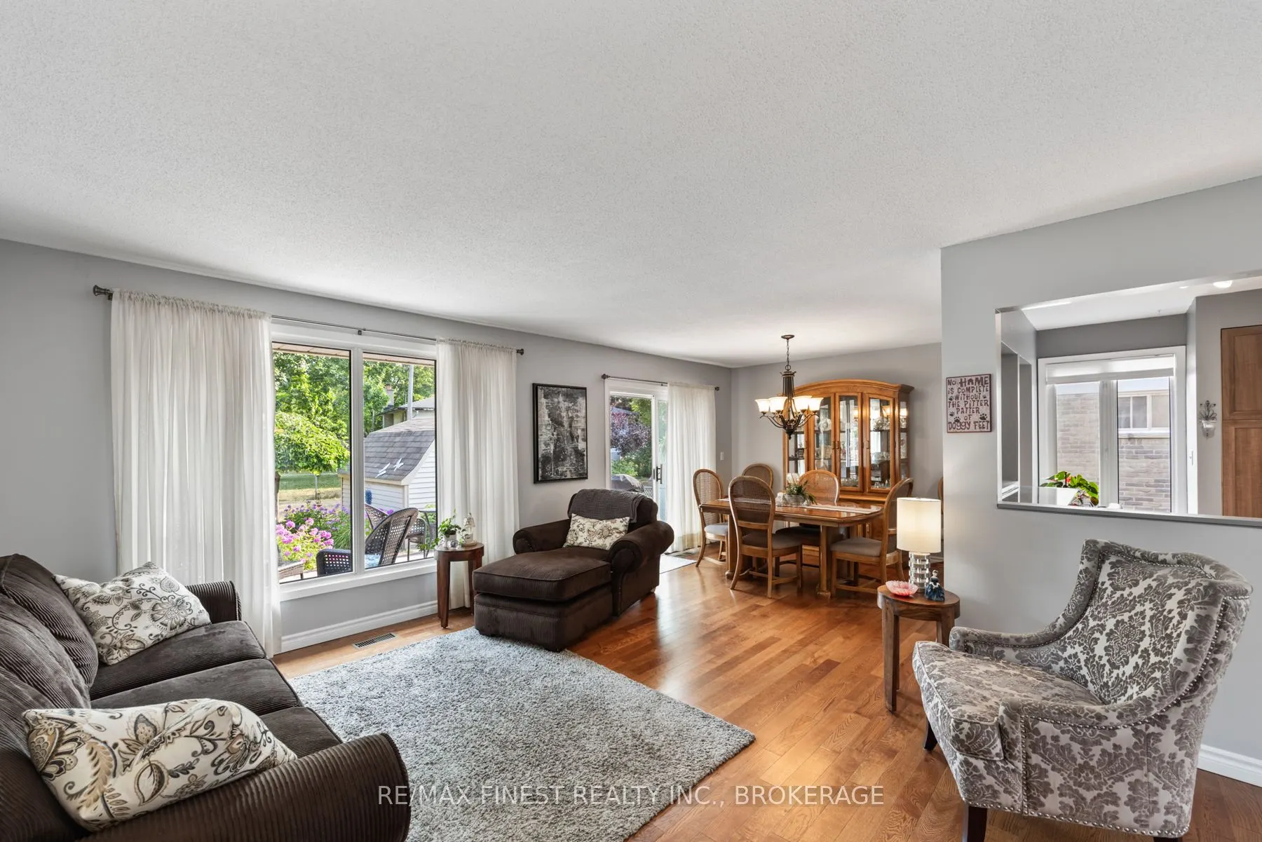 984 Lincoln Drive