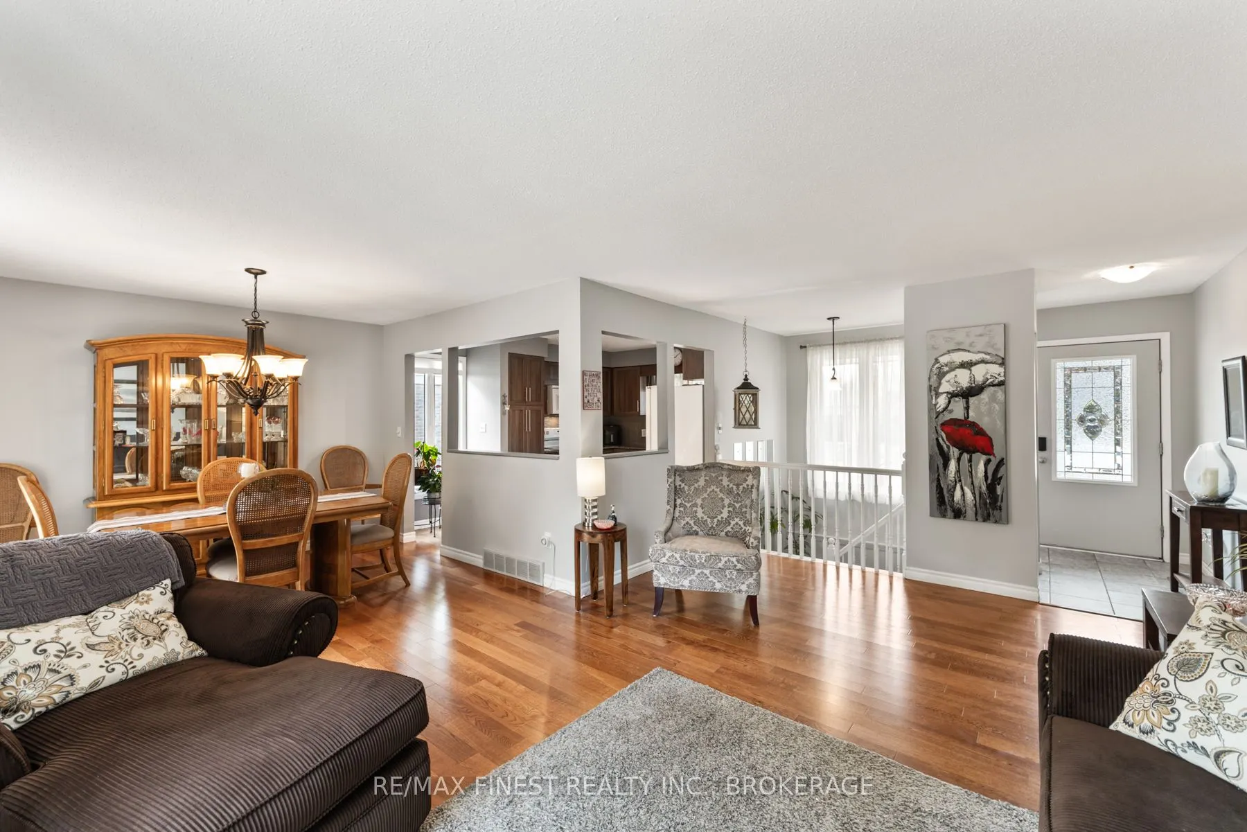 984 Lincoln Drive
