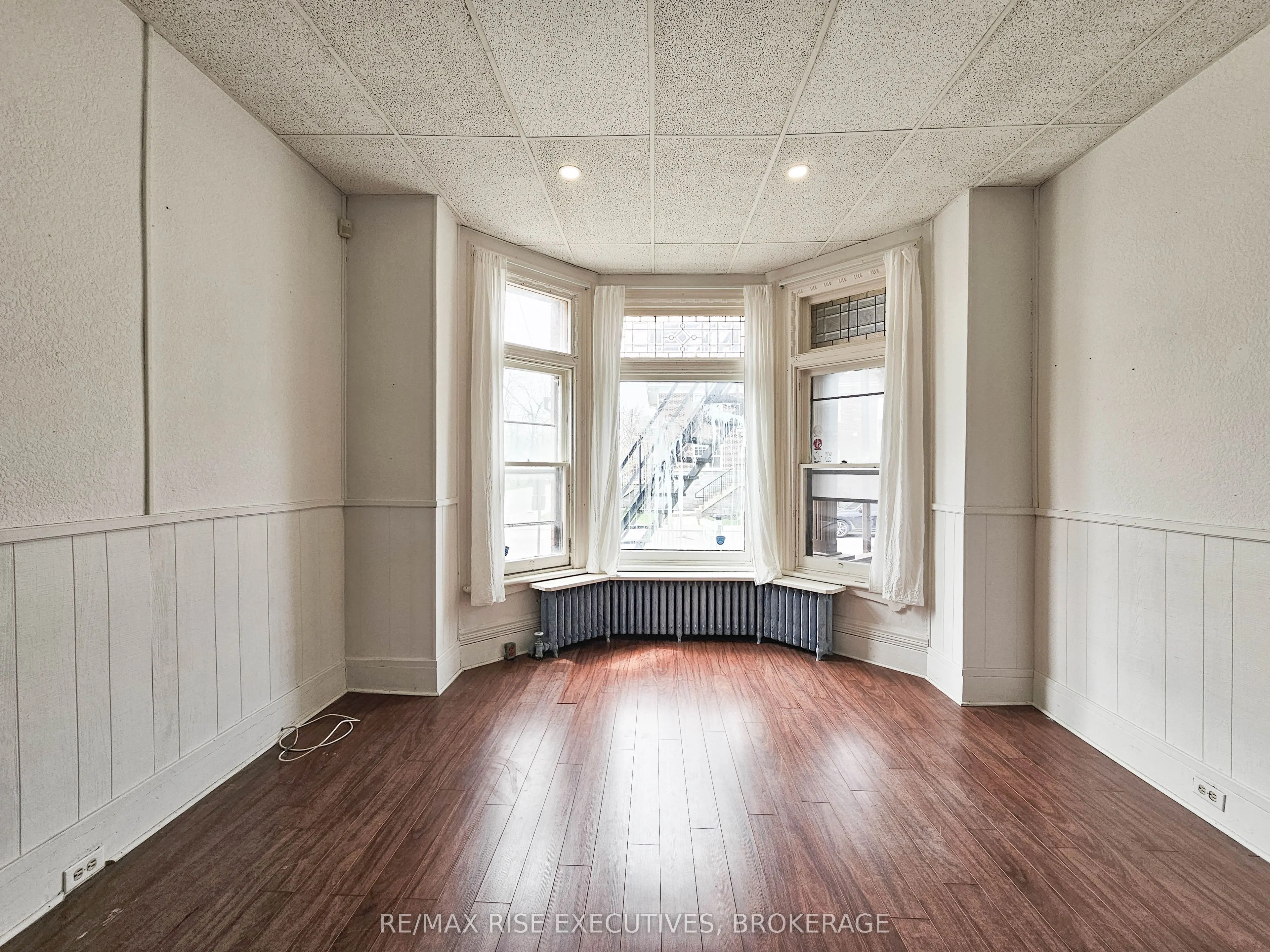 307 Alfred Street