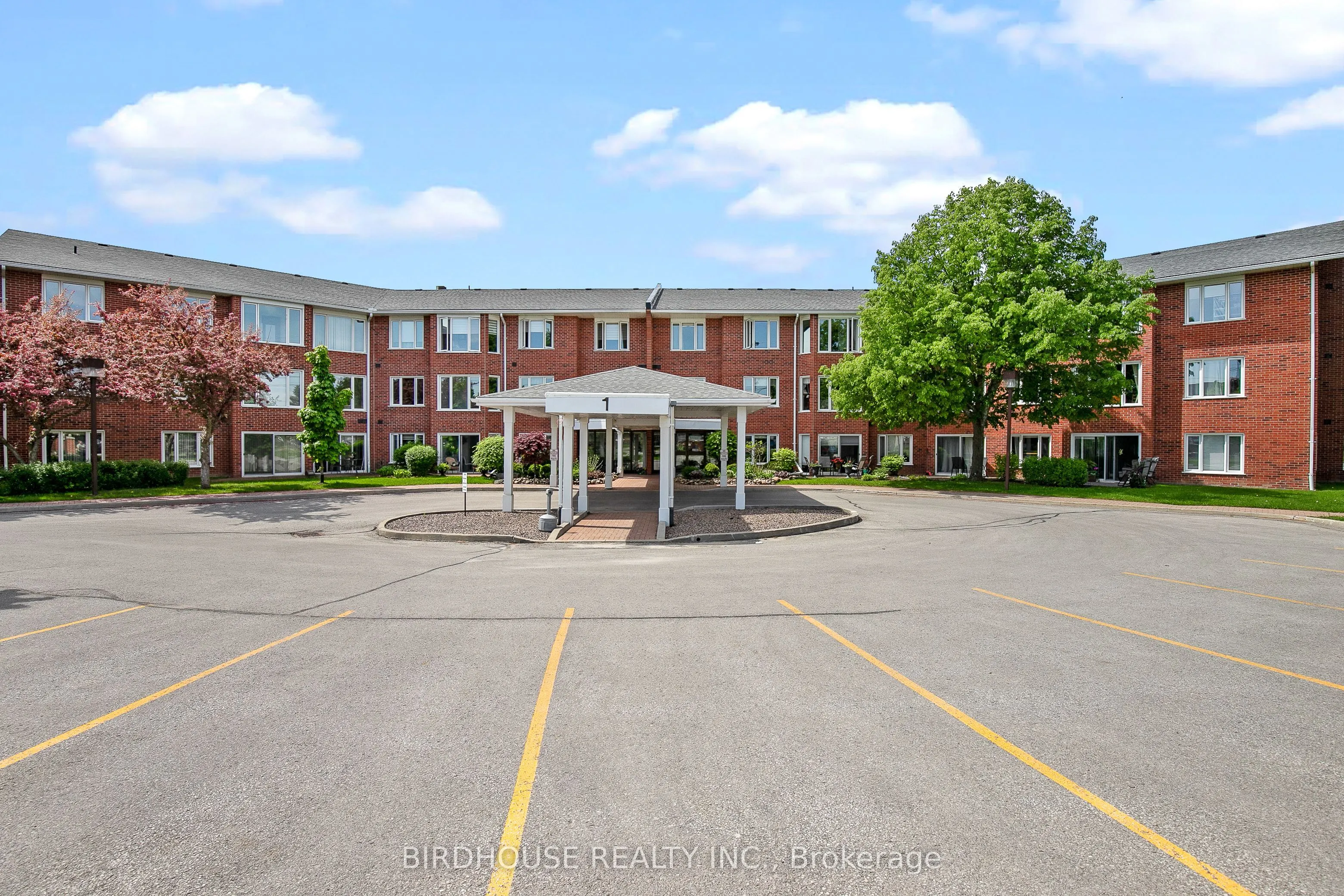 1 Heritage Way, #109