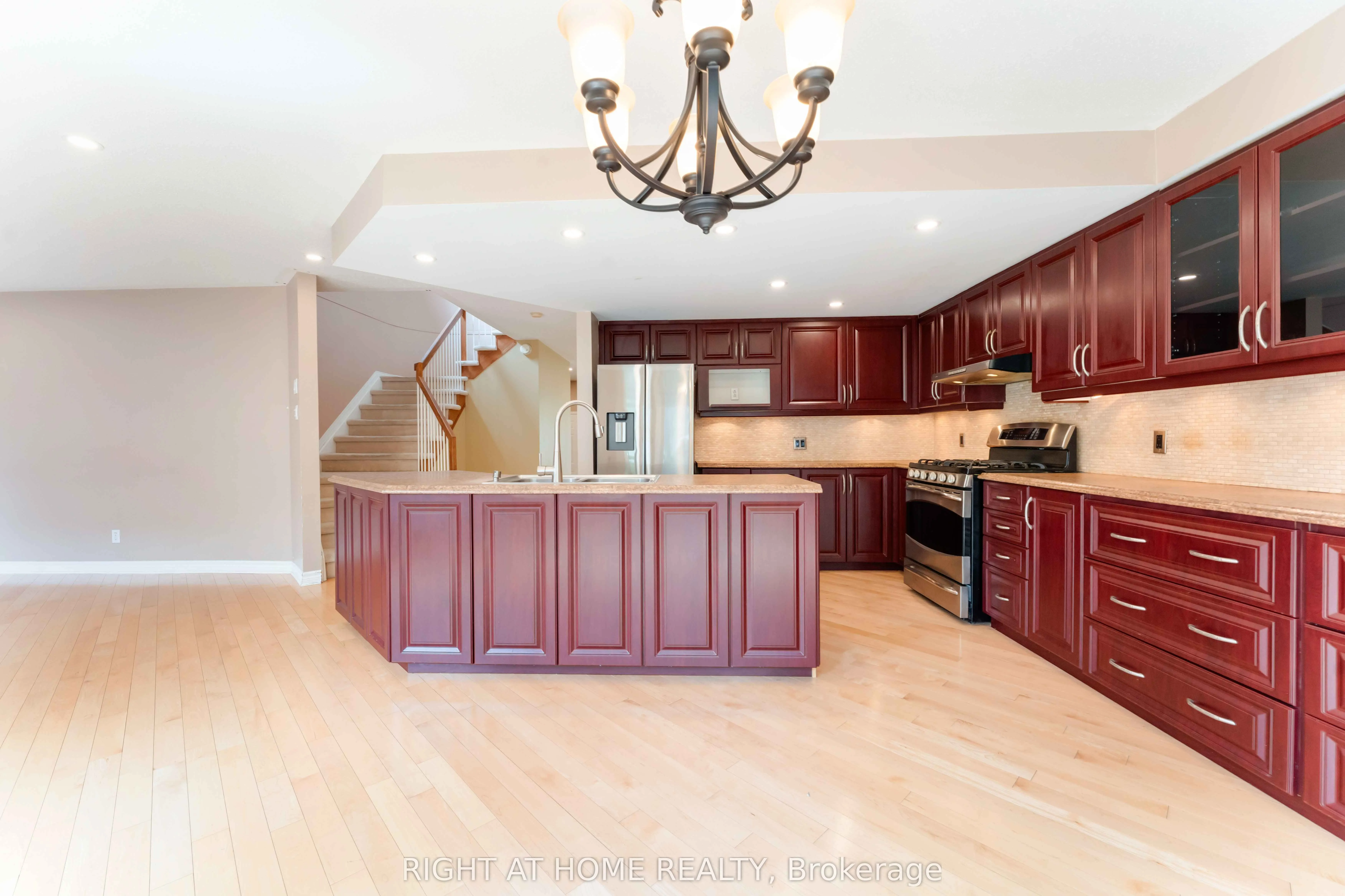 373 Stoneway Drive