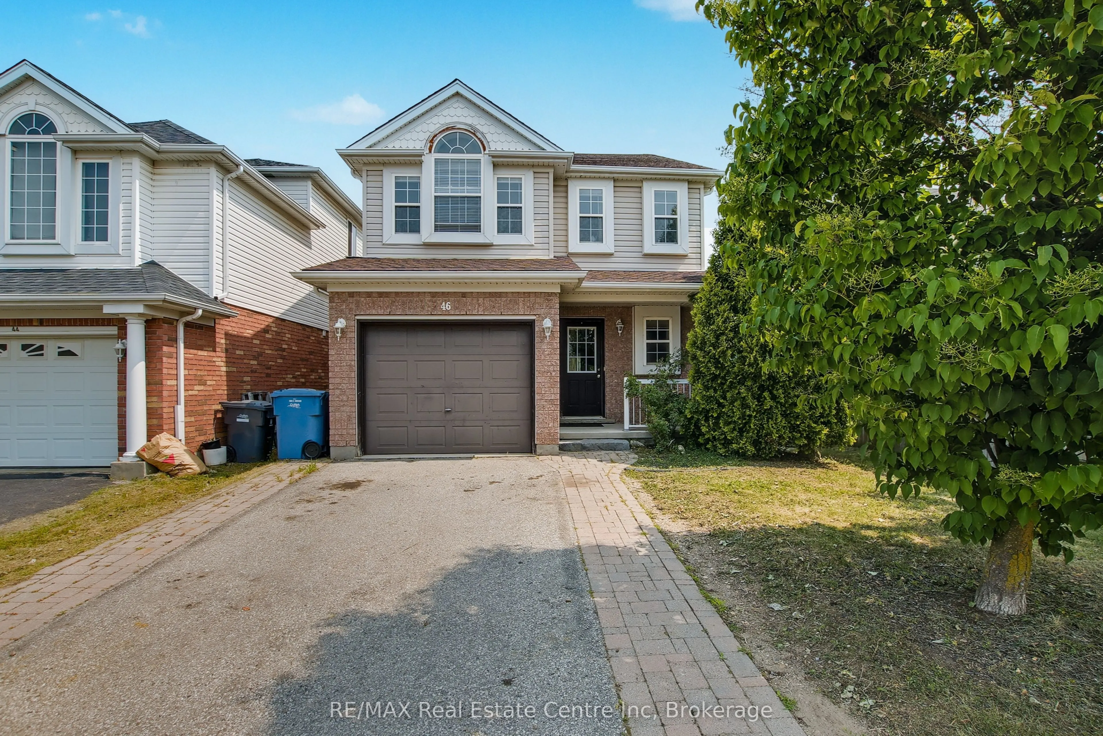 46 Sinclair Street S