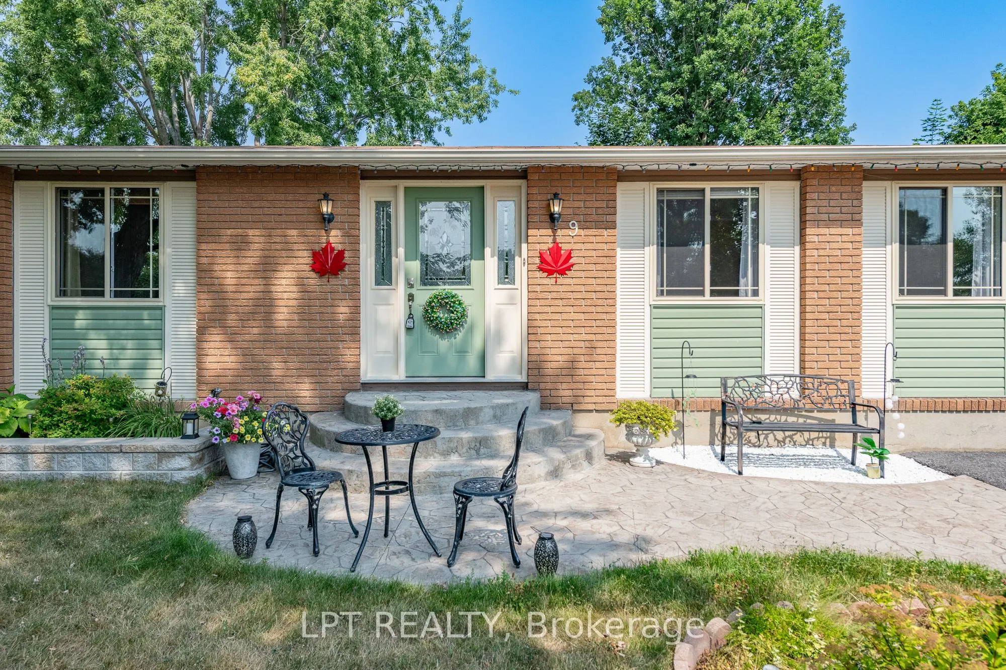9 Dallaire Crescent