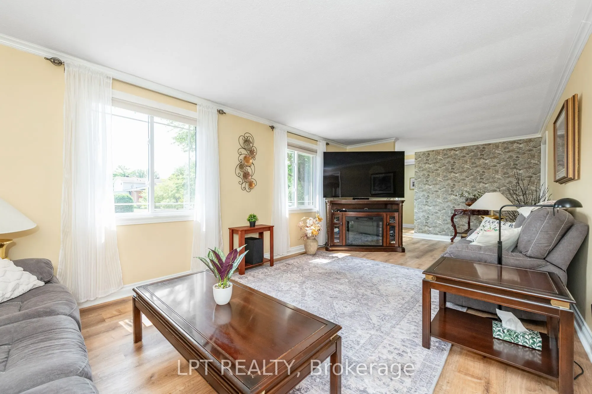 9 Dallaire Crescent