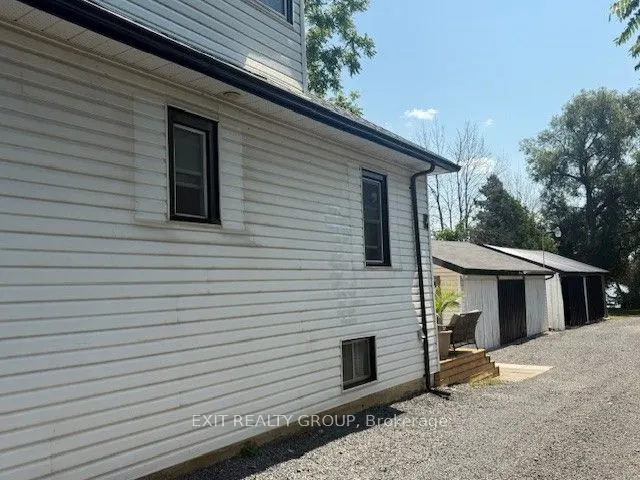 550 Old Highway 2