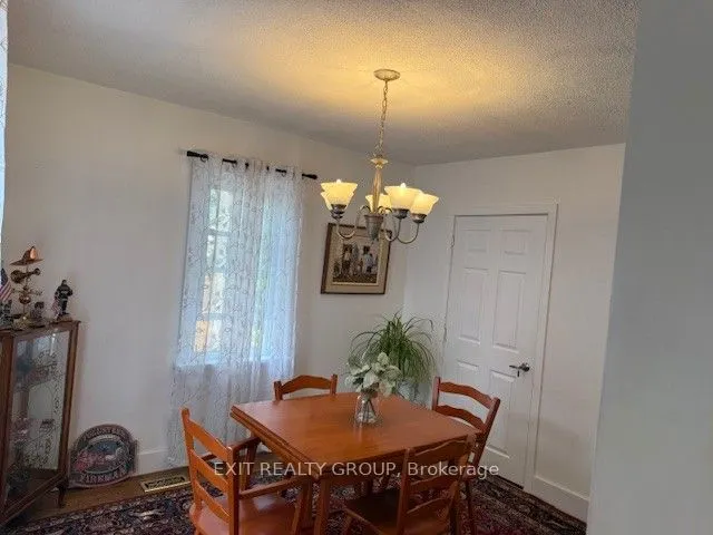 550 Old Highway 2