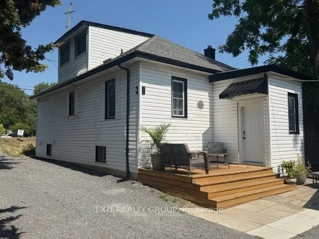 550 Old Highway 2