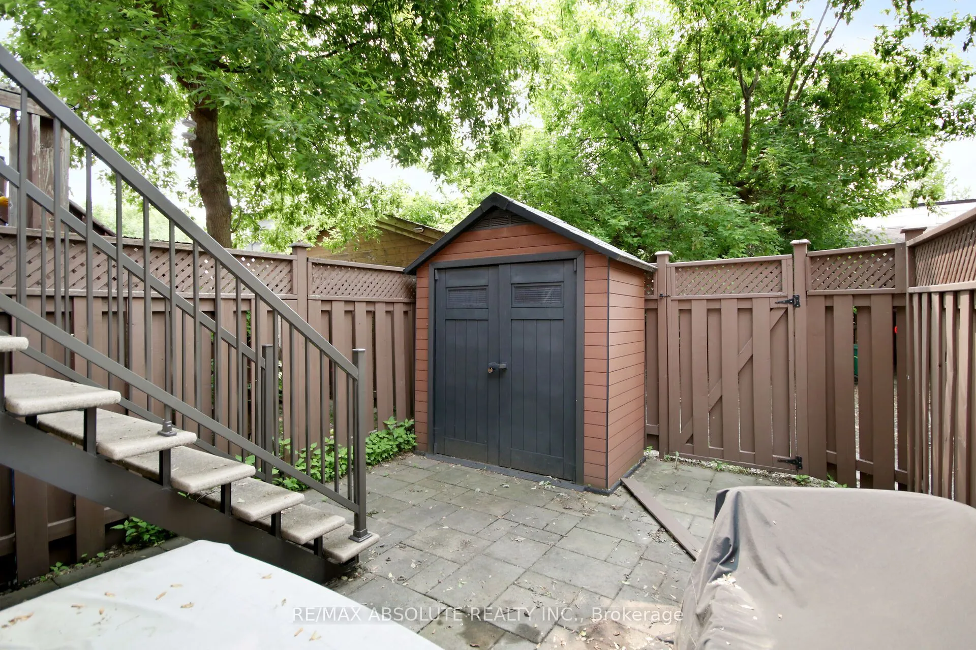 252 Bruyere Street