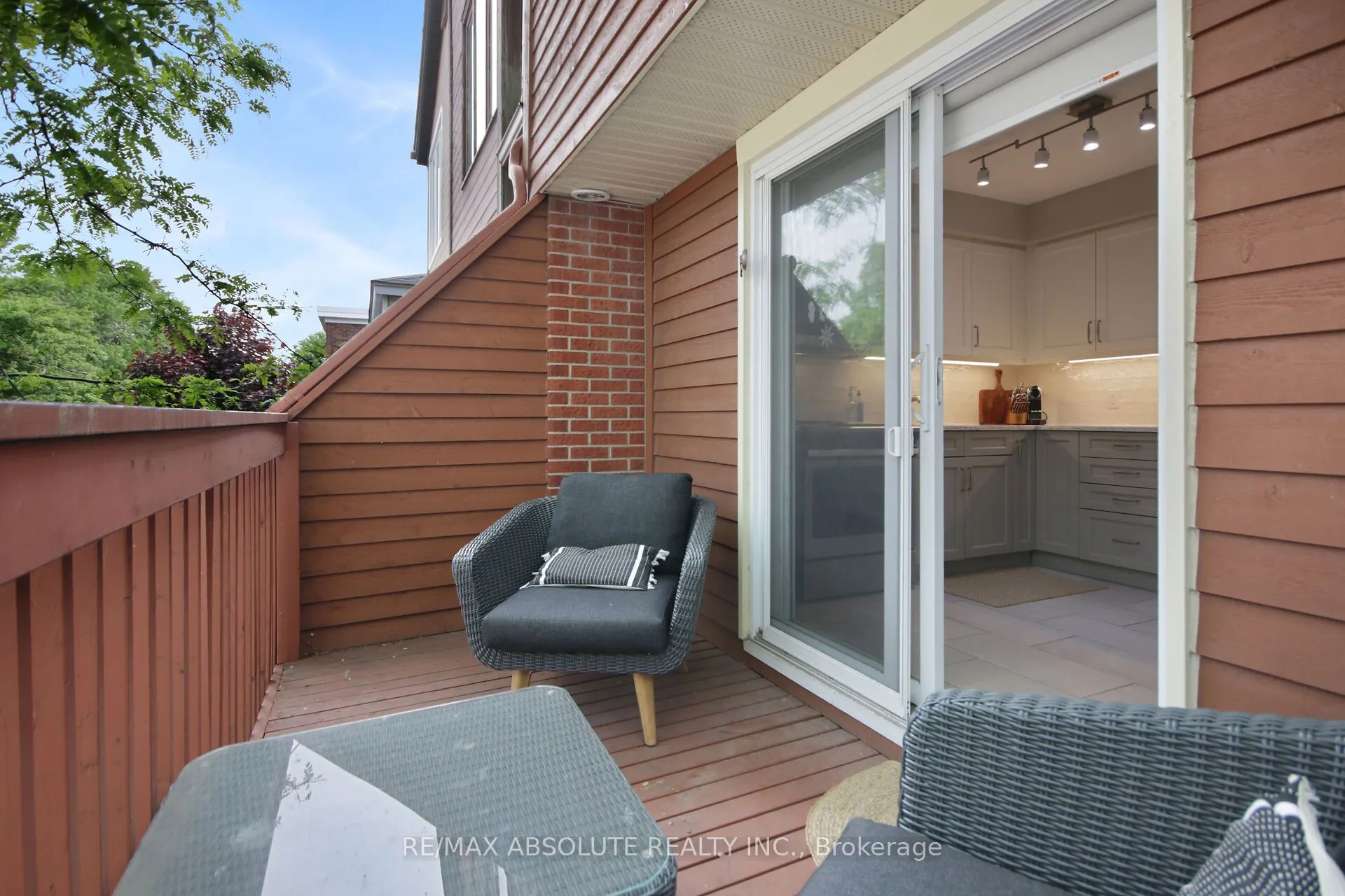 252 Bruyere Street