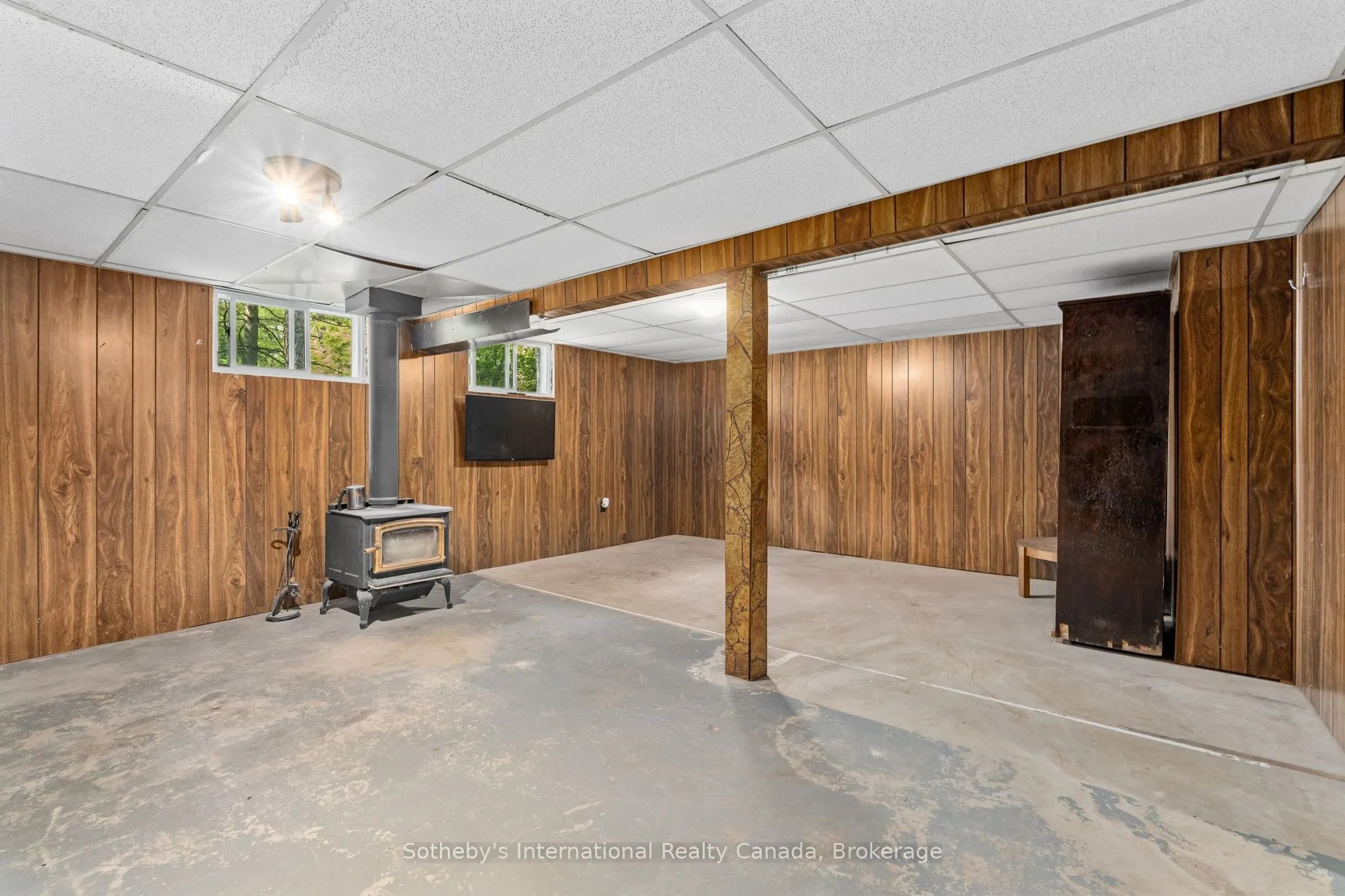 1114 Winhara Road