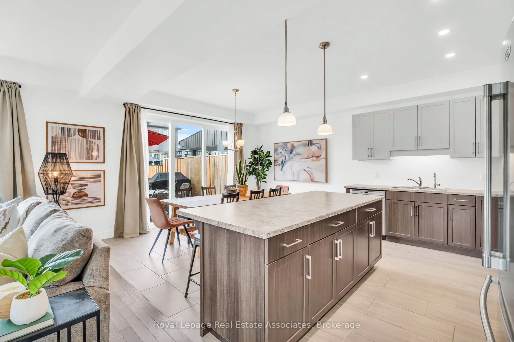 7 Sparrow Crescent