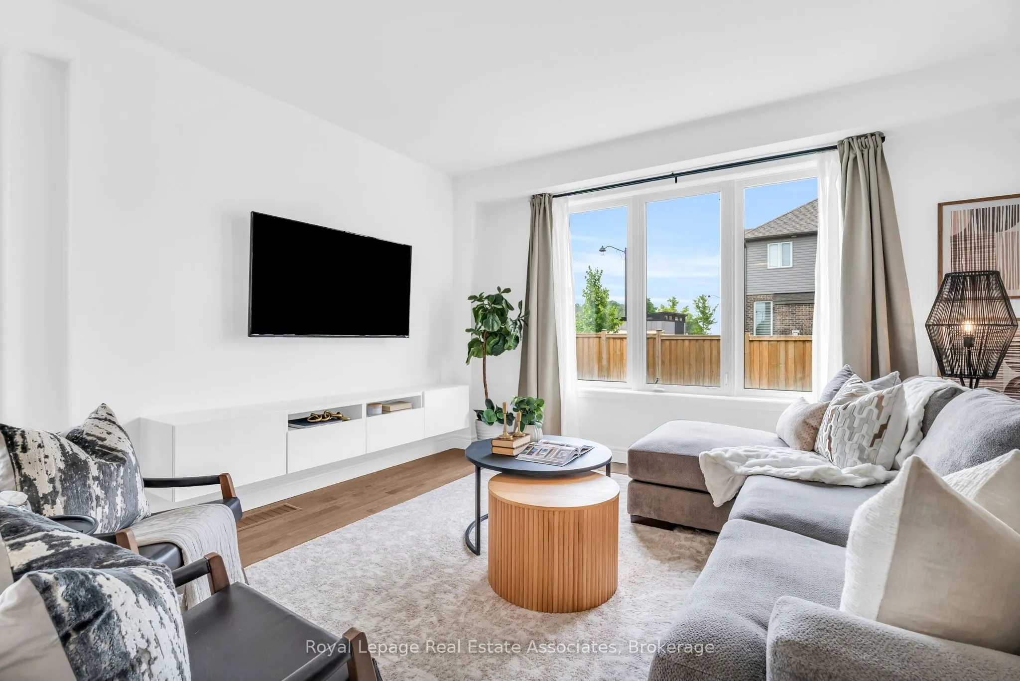 7 Sparrow Crescent