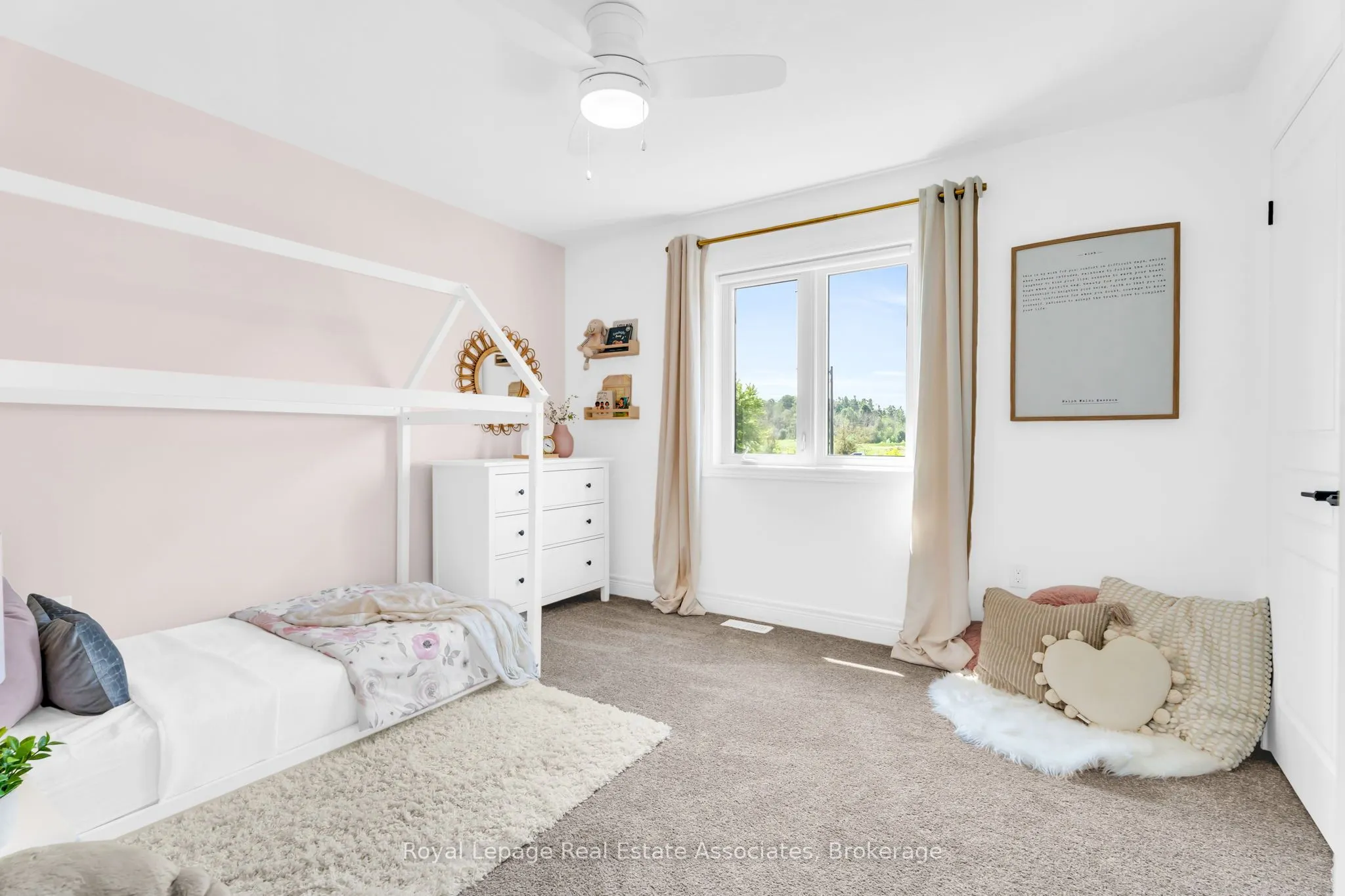 7 Sparrow Crescent