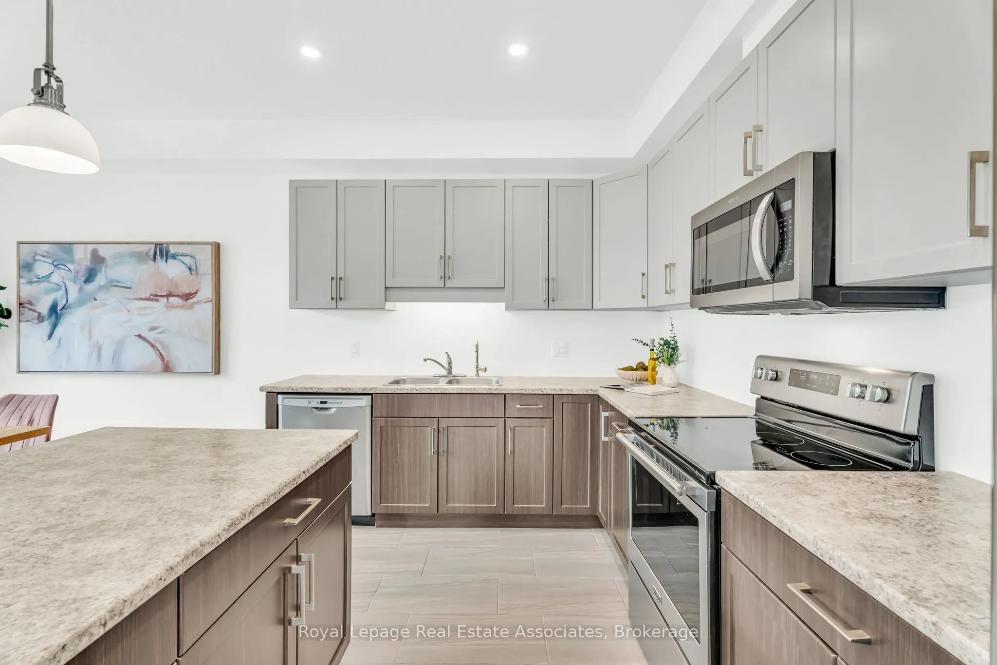 7 Sparrow Crescent