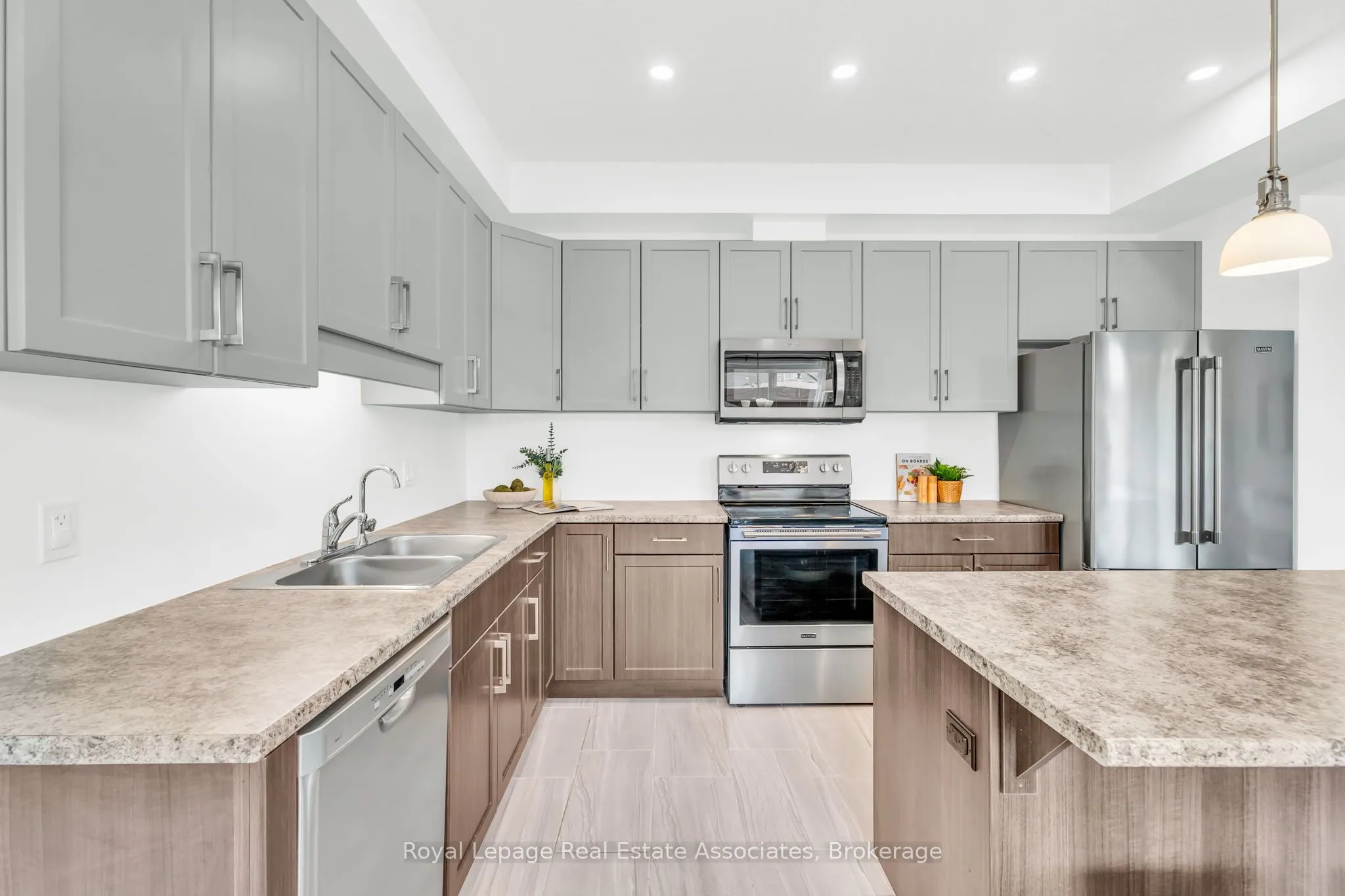 7 Sparrow Crescent