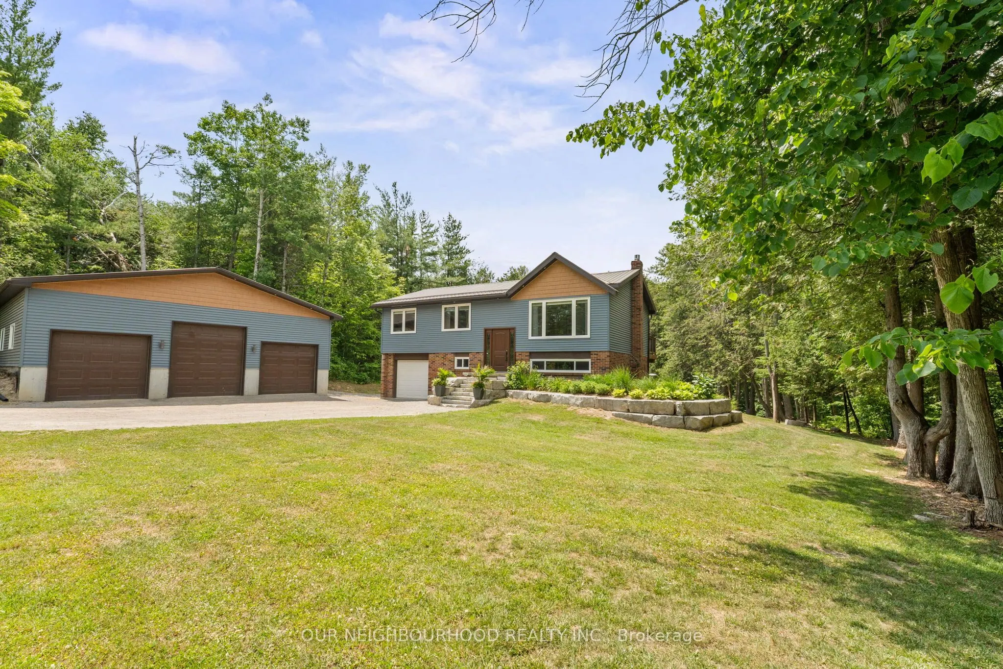52 Summer Lane