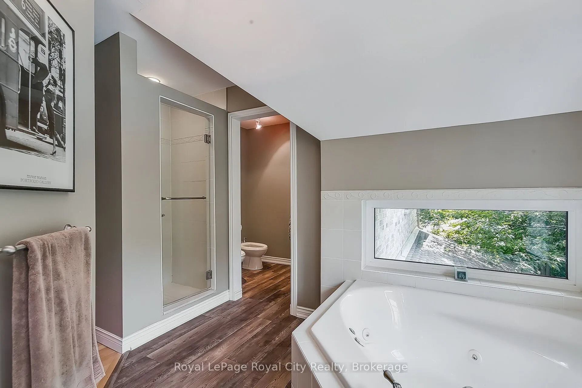 12 Kilkenny Place