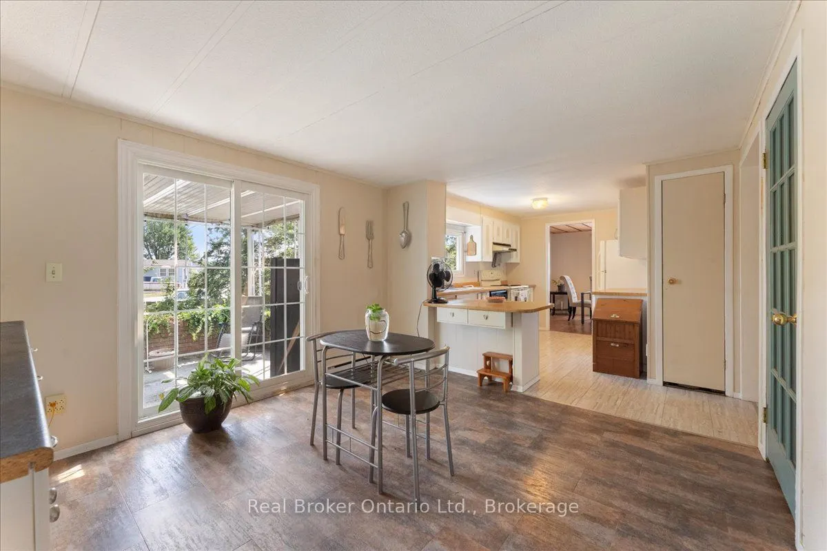 241 St. Paul Street W, #241
