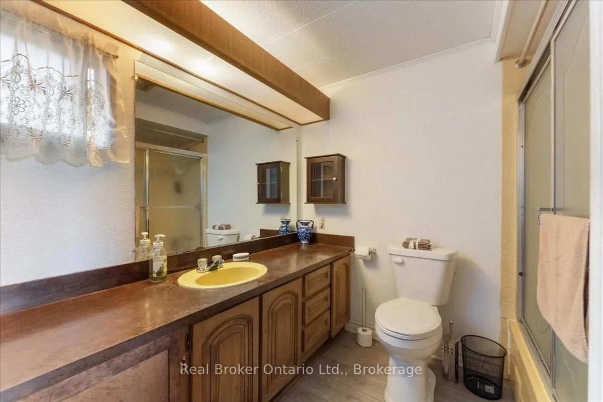 241 St. Paul Street W, #241