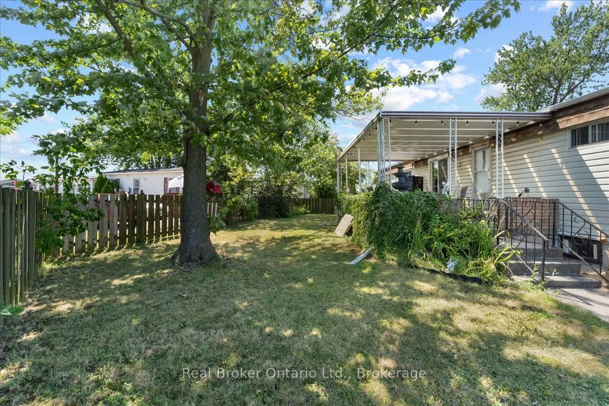 241 St. Paul Street W, #241