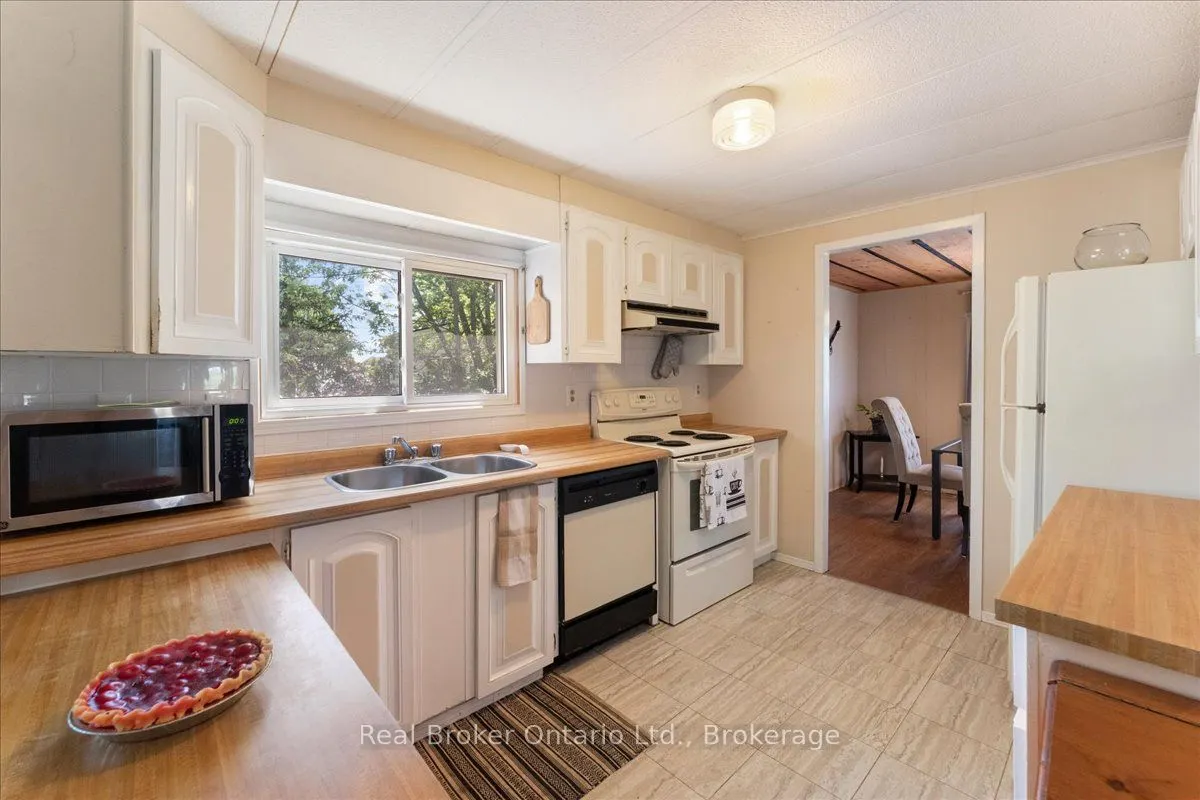 241 St. Paul Street W, #241
