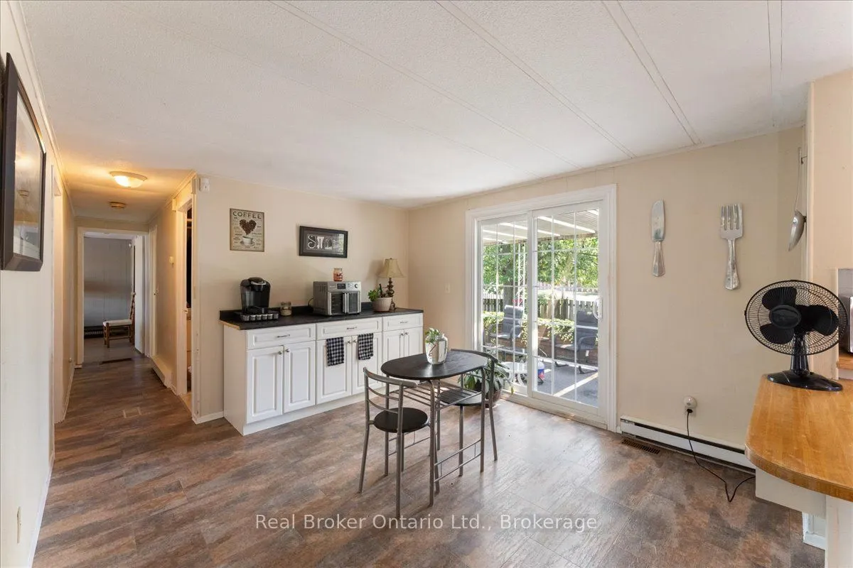 241 St. Paul Street W, #241