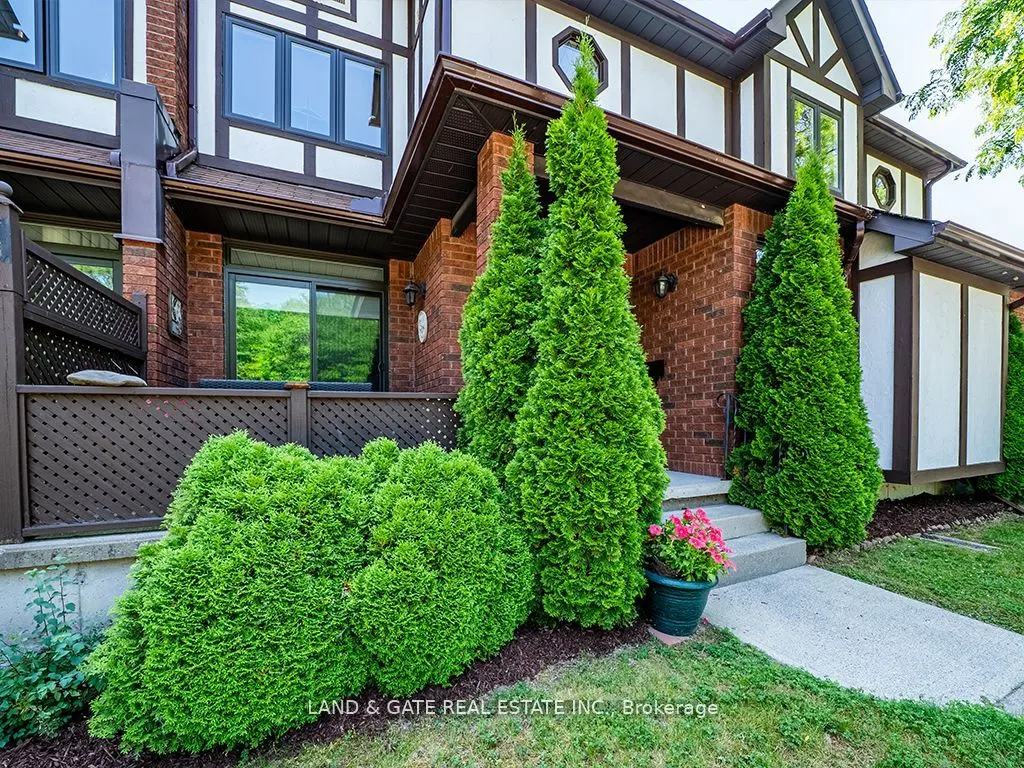245 Elgin Street, #502