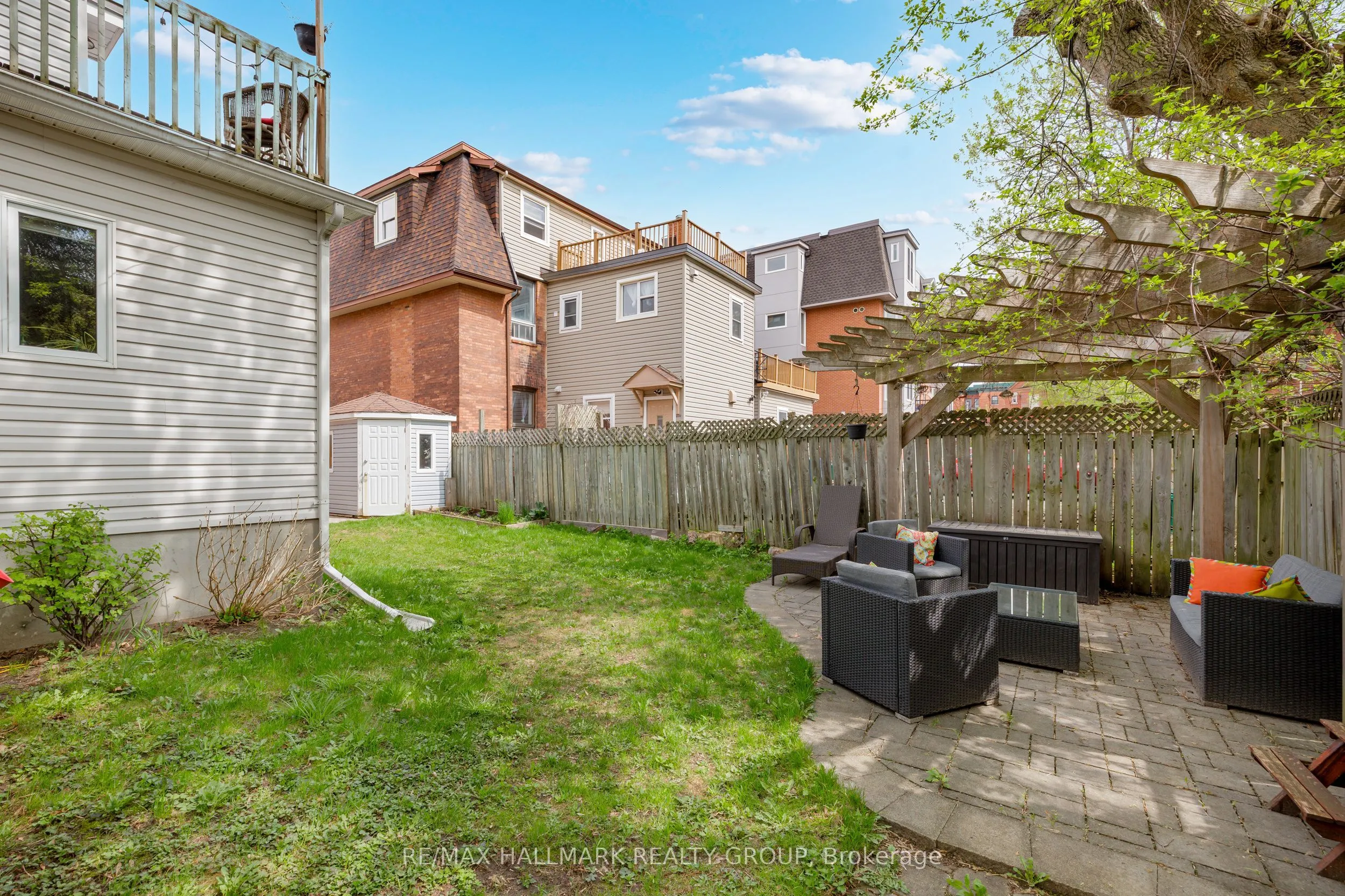 396 Daly Avenue
