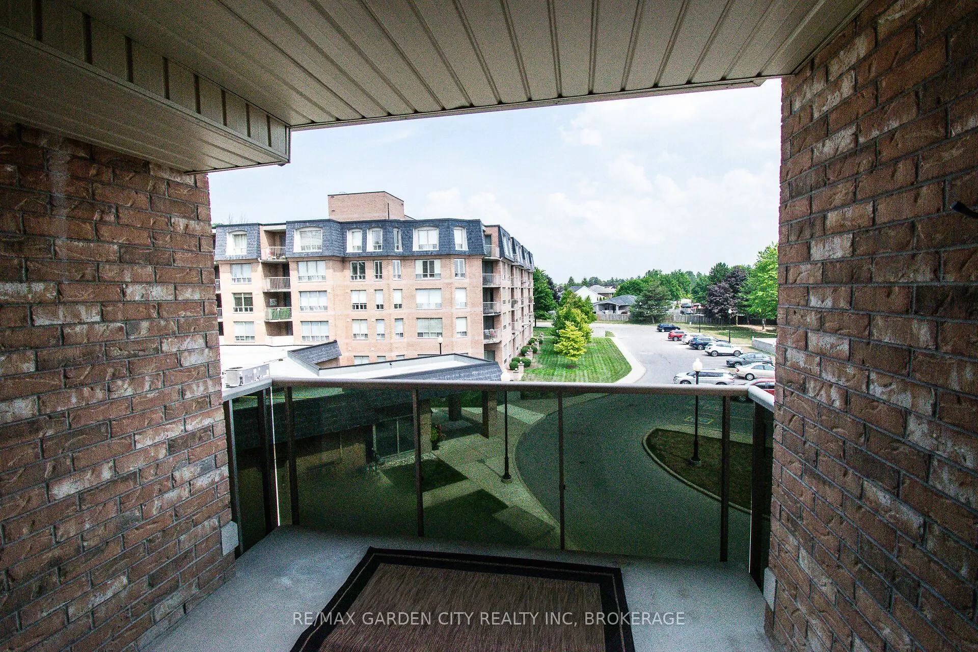 8111 Forest Glen Drive, #320