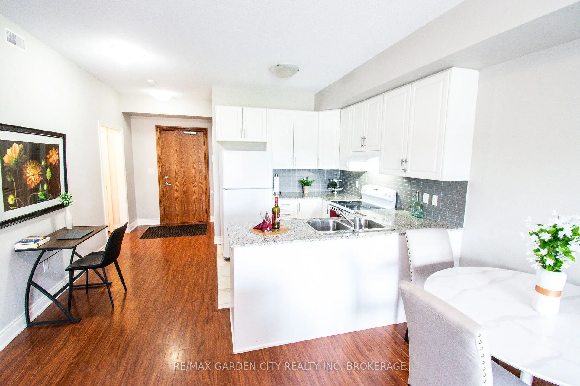 8111 Forest Glen Drive, #320