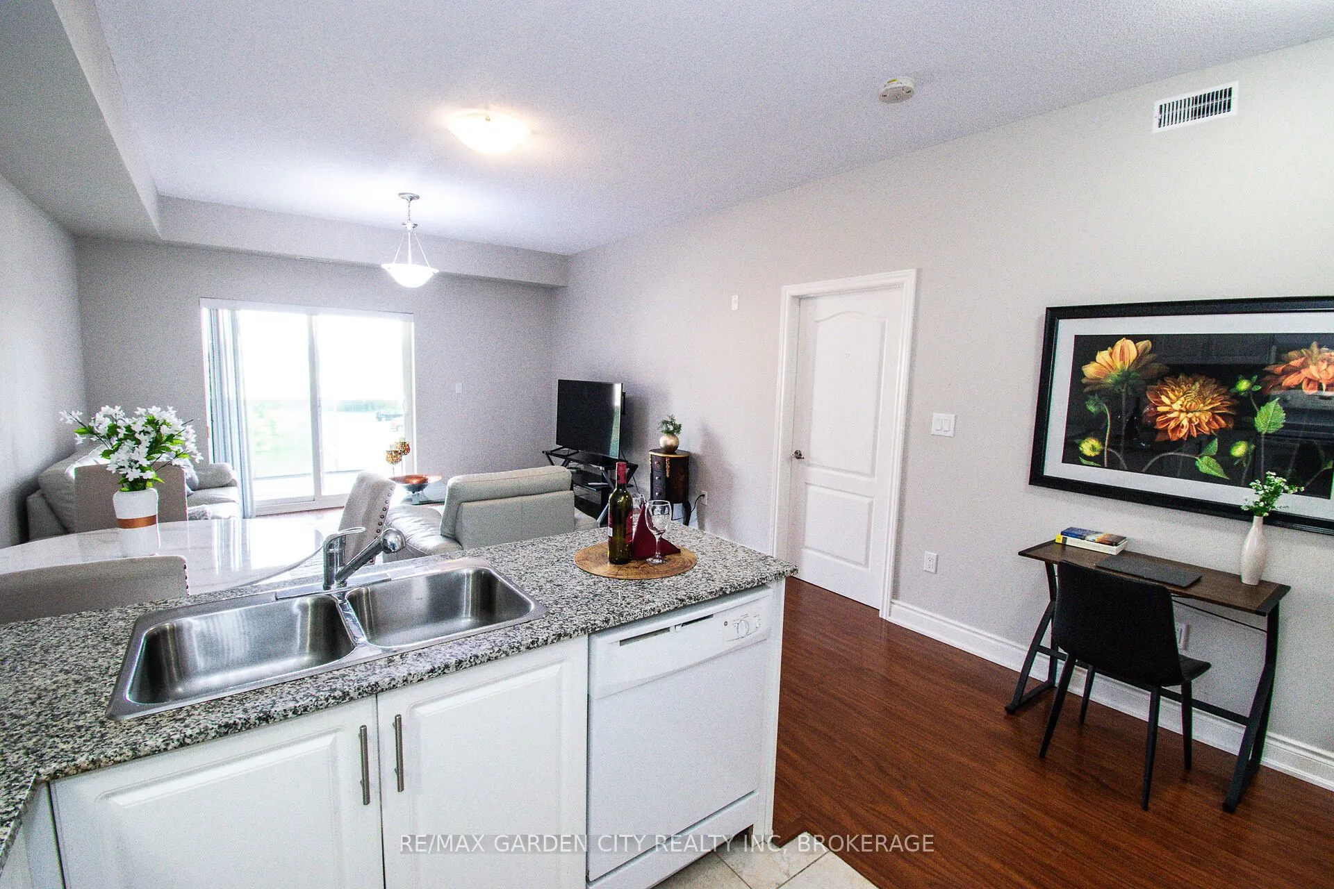 8111 Forest Glen Drive, #320
