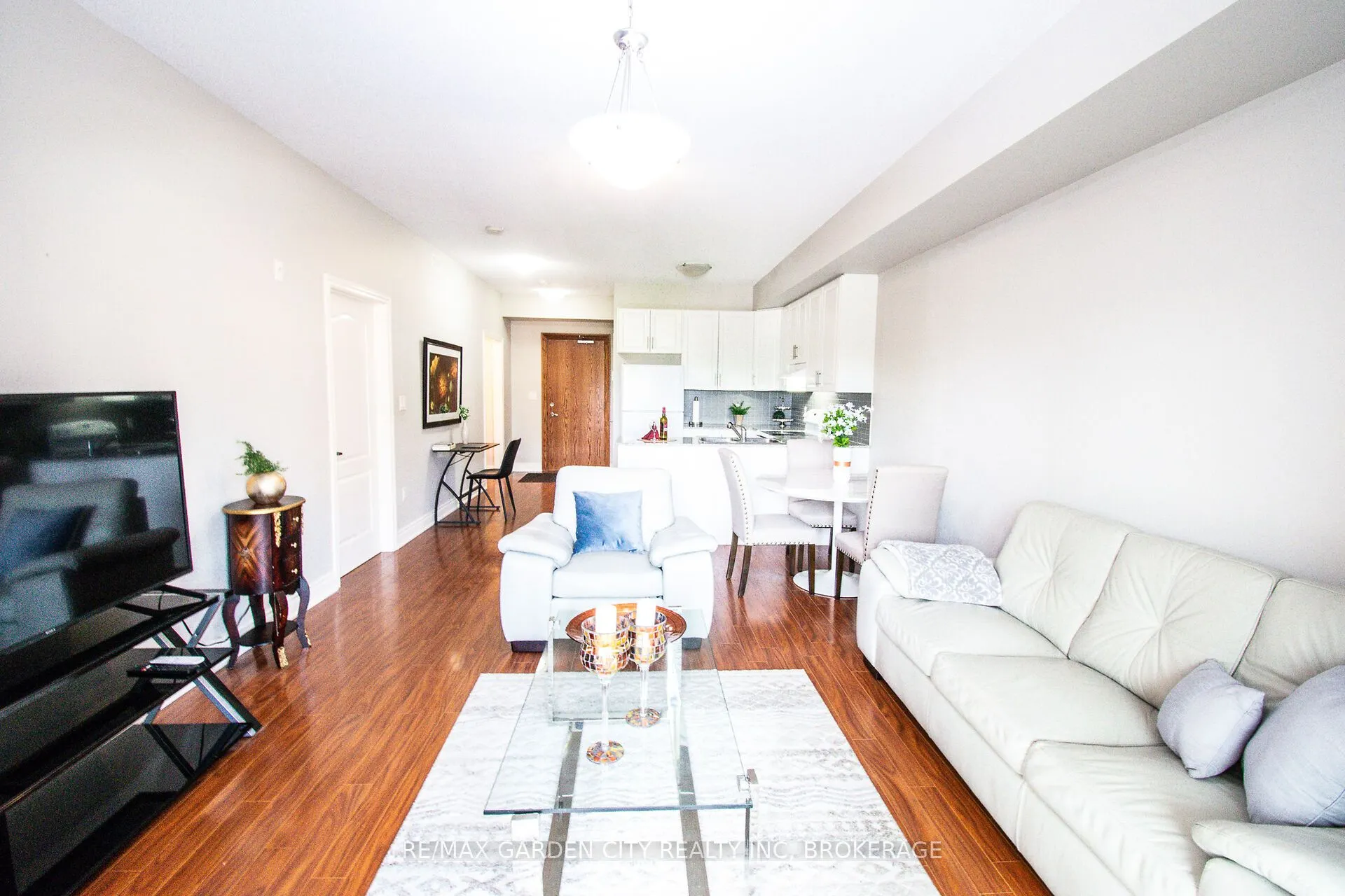 8111 Forest Glen Drive, #320