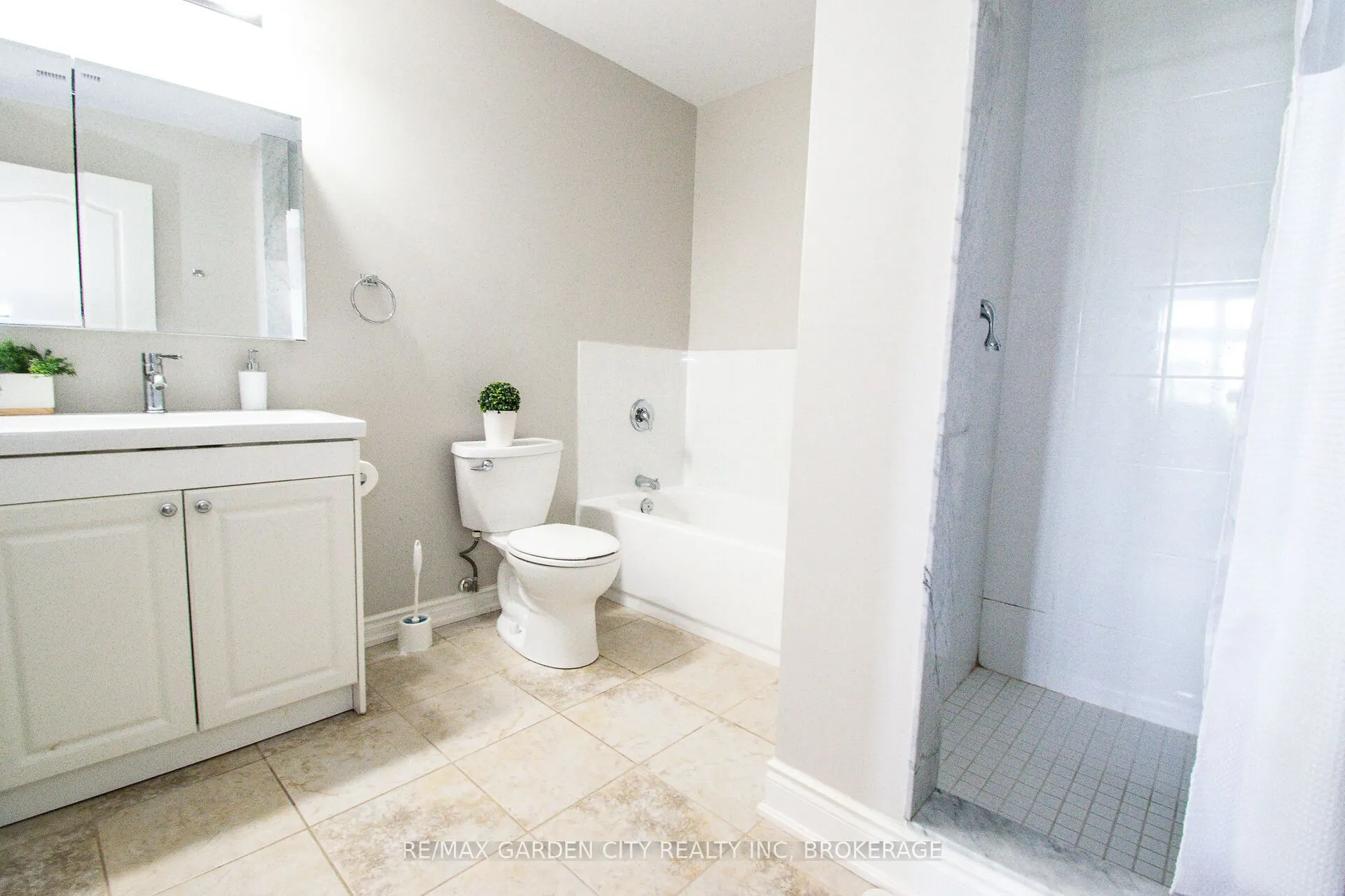8111 Forest Glen Drive, #320
