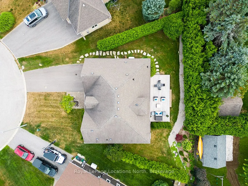 7 Pyatt Court
