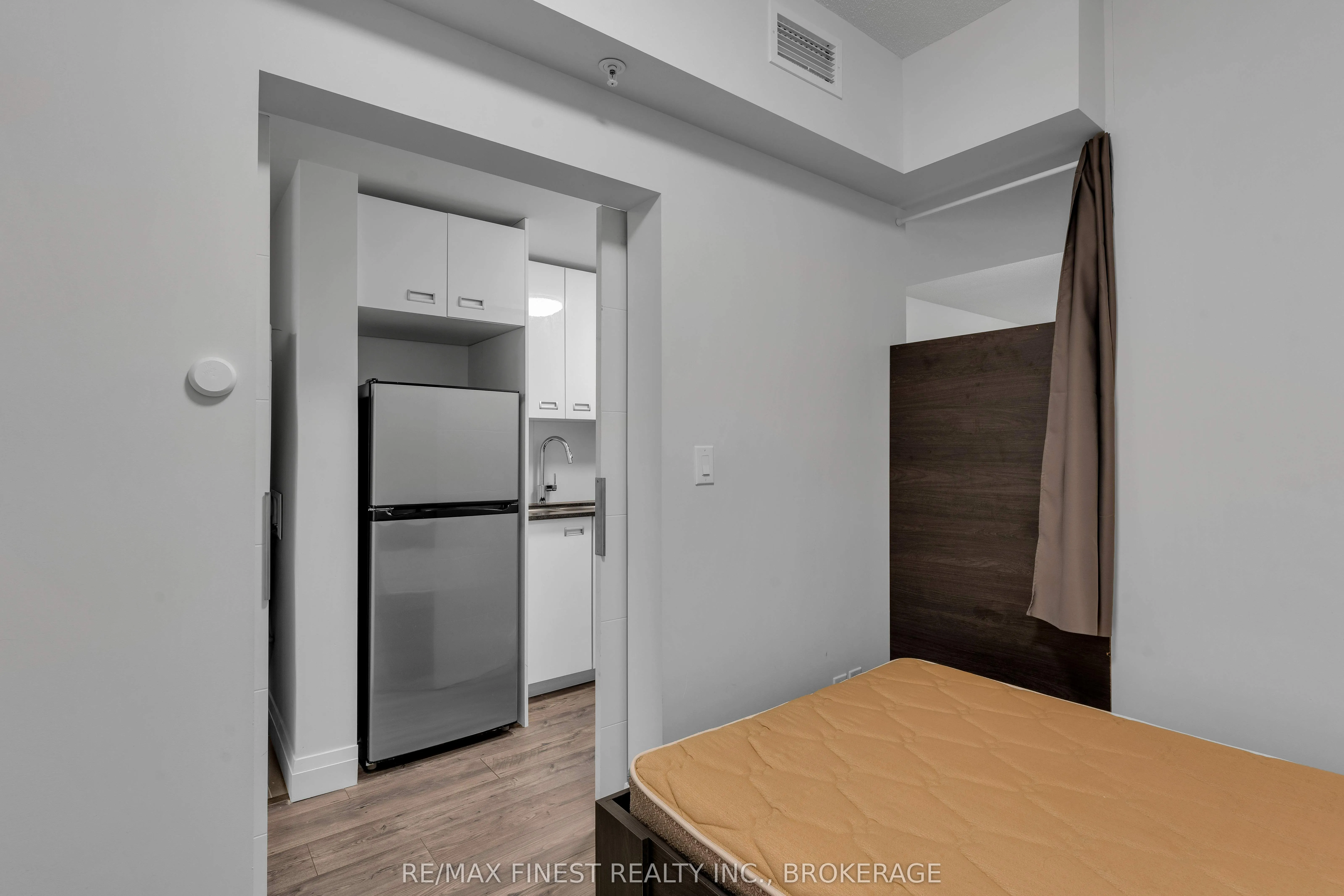 652 PRINCESS Street, #340