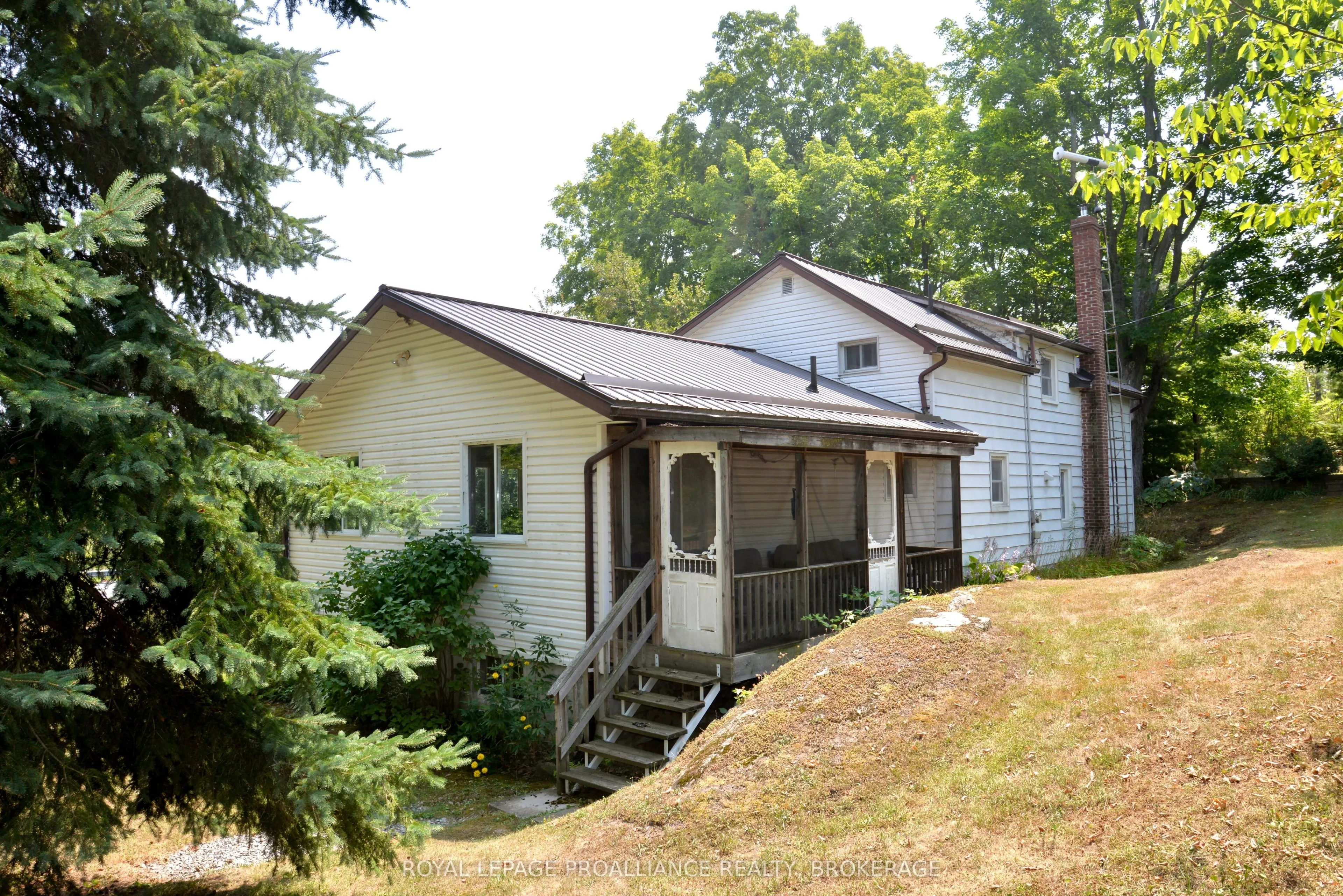 4664 Highway 15