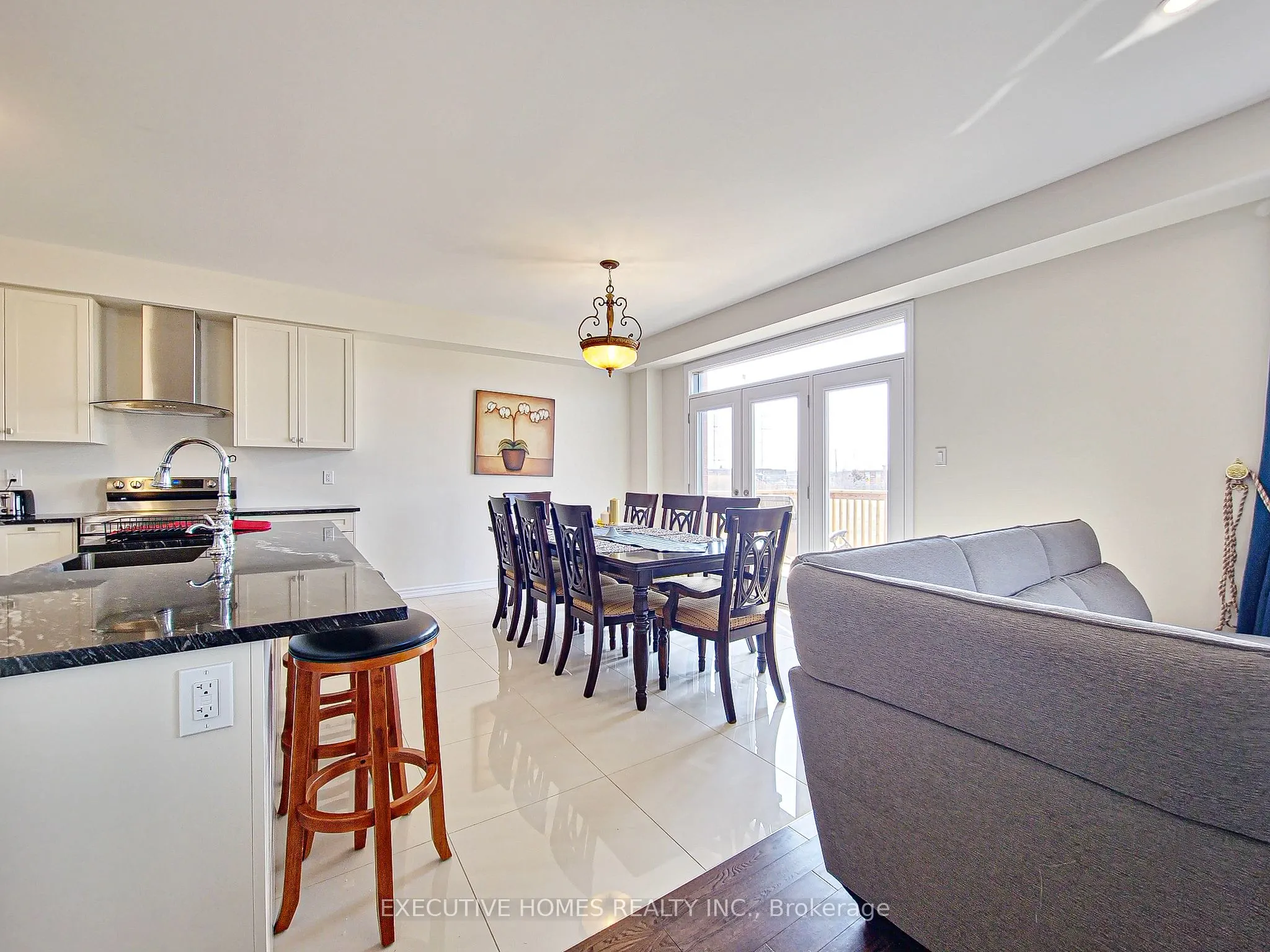 110 Explorer Way