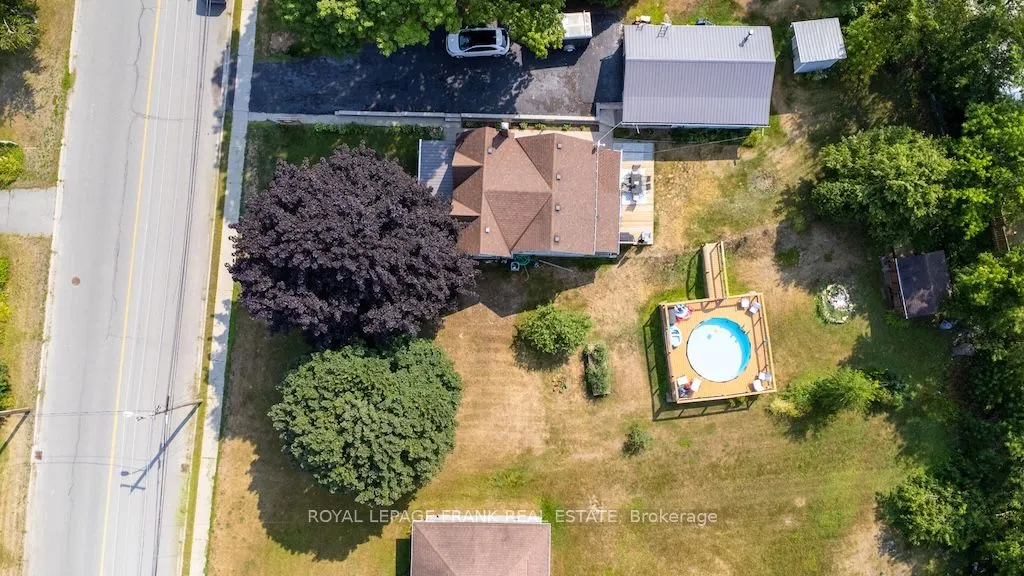 165 St Lawrence Street W