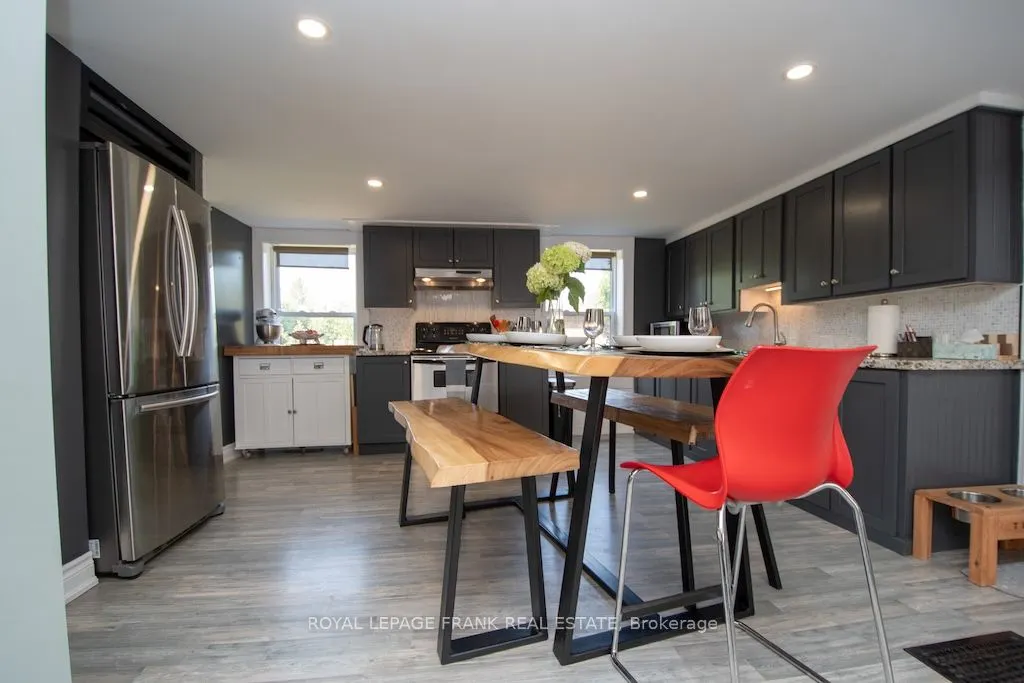 165 St Lawrence Street W