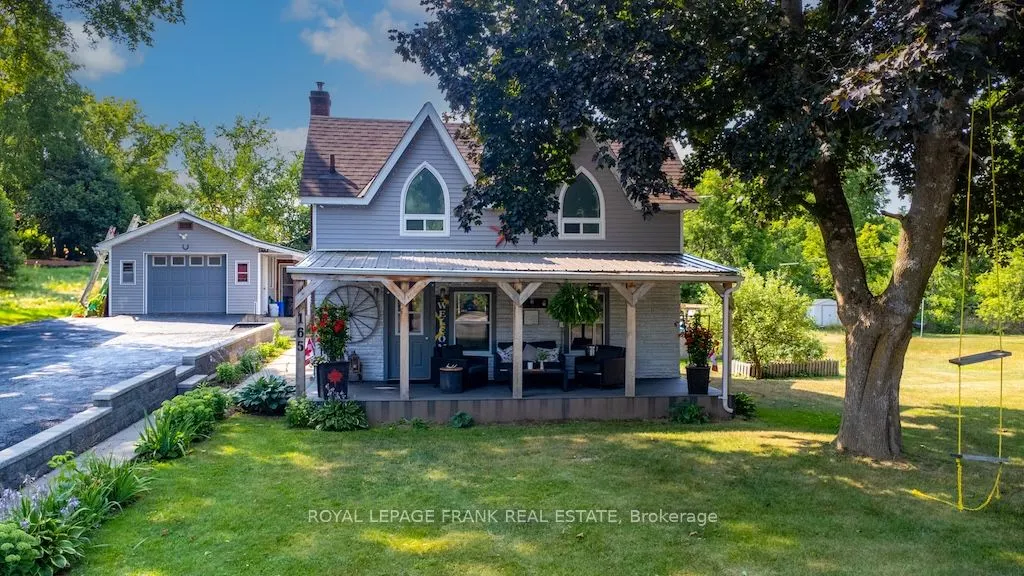 165 St Lawrence Street W