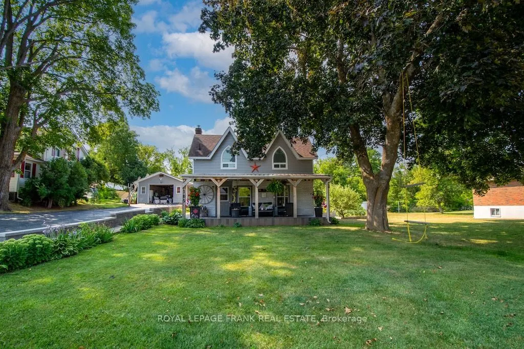 165 St Lawrence Street W