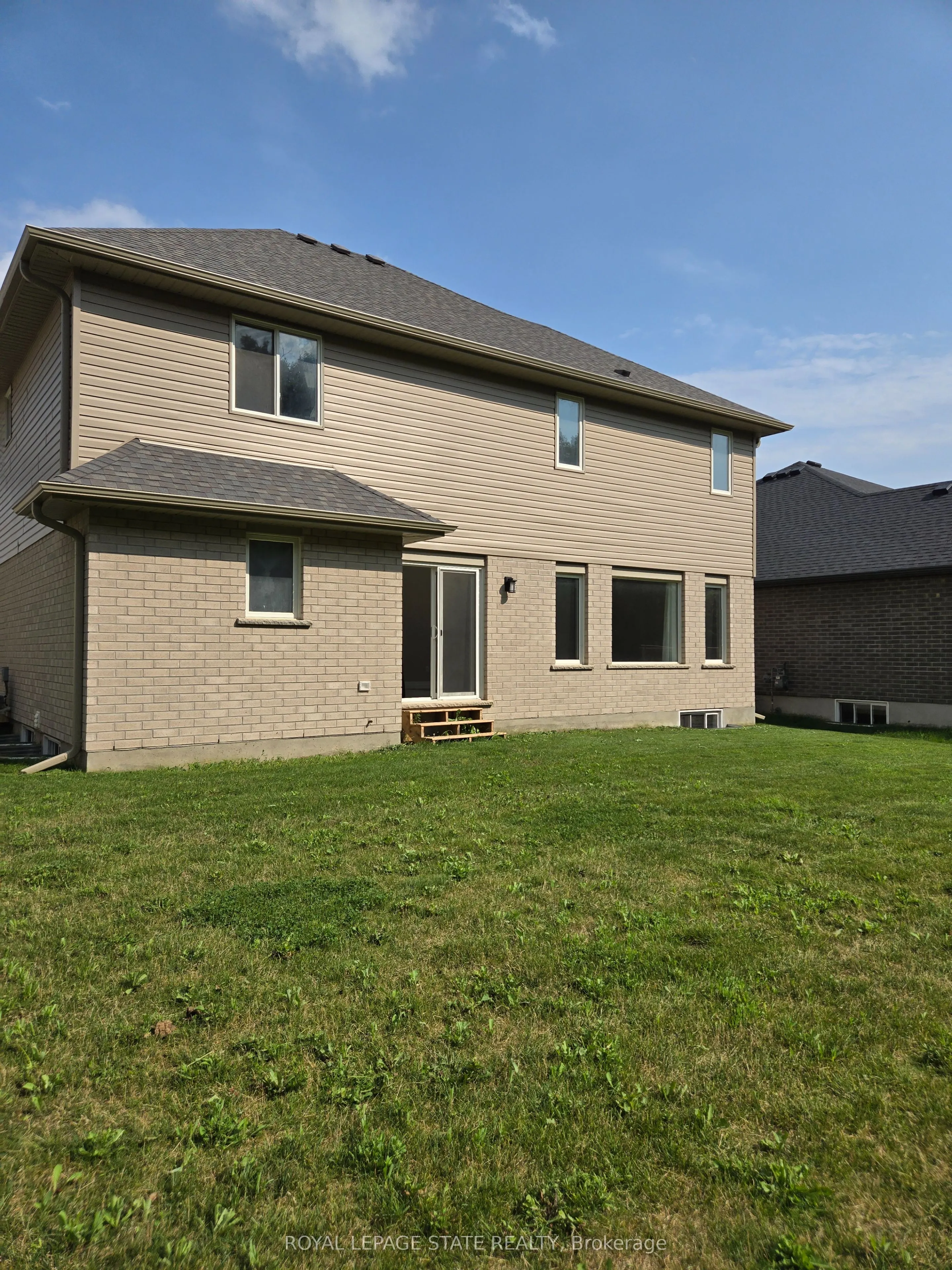 15 Dunning Way