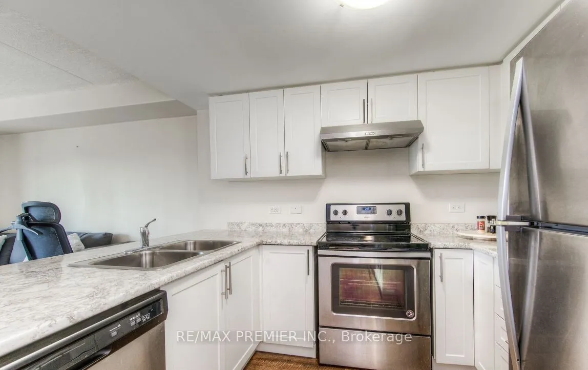 7 Kay Crescent, #515