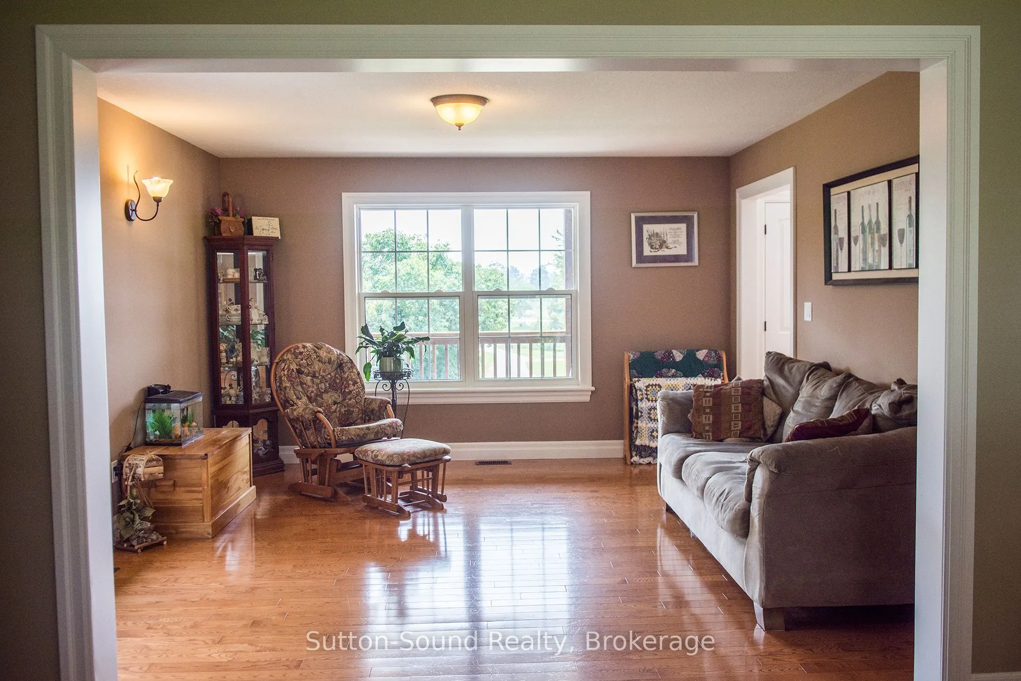 802677 Grey 40 Road